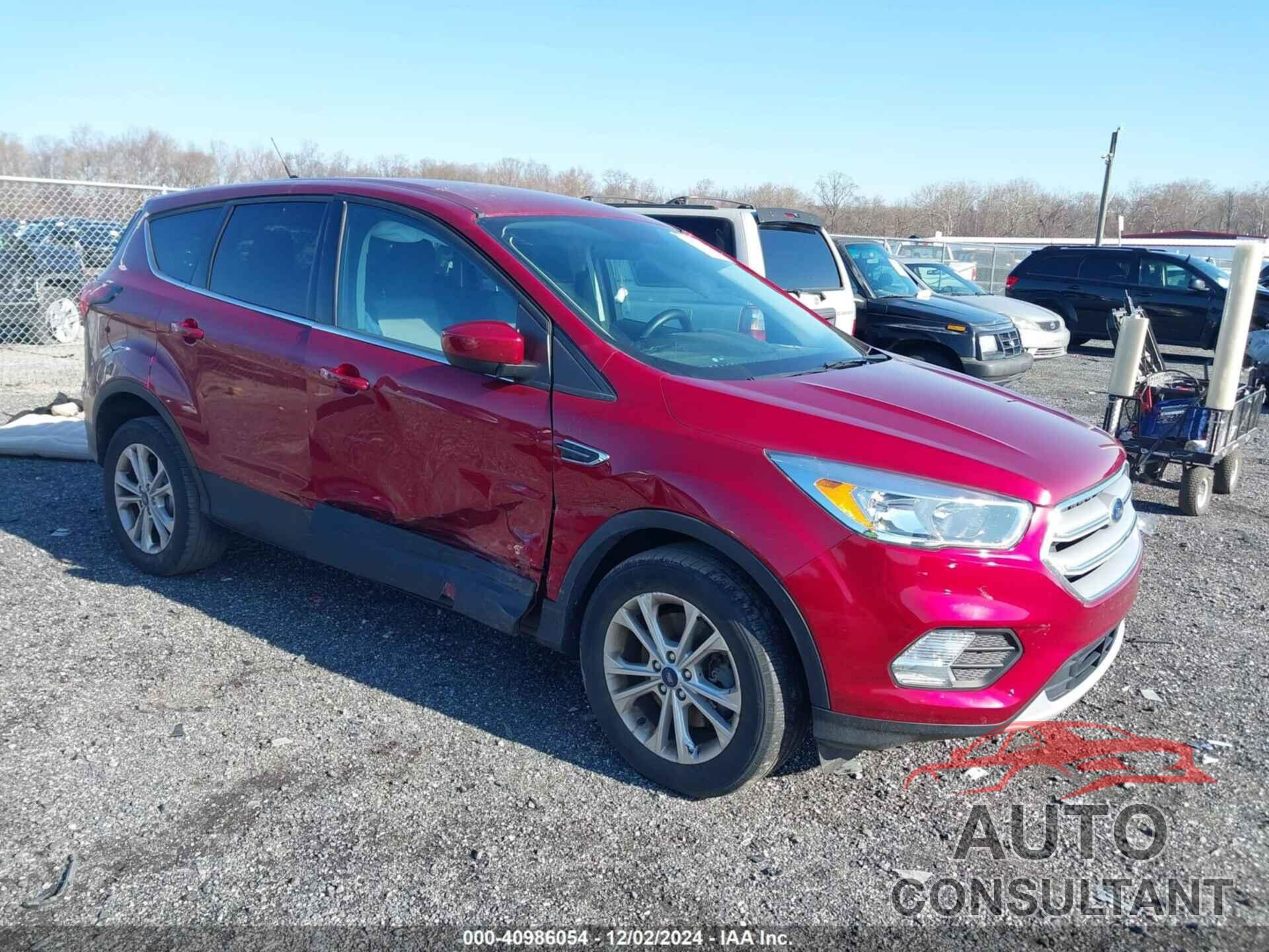 FORD ESCAPE 2019 - 1FMCU9GD4KUB19353