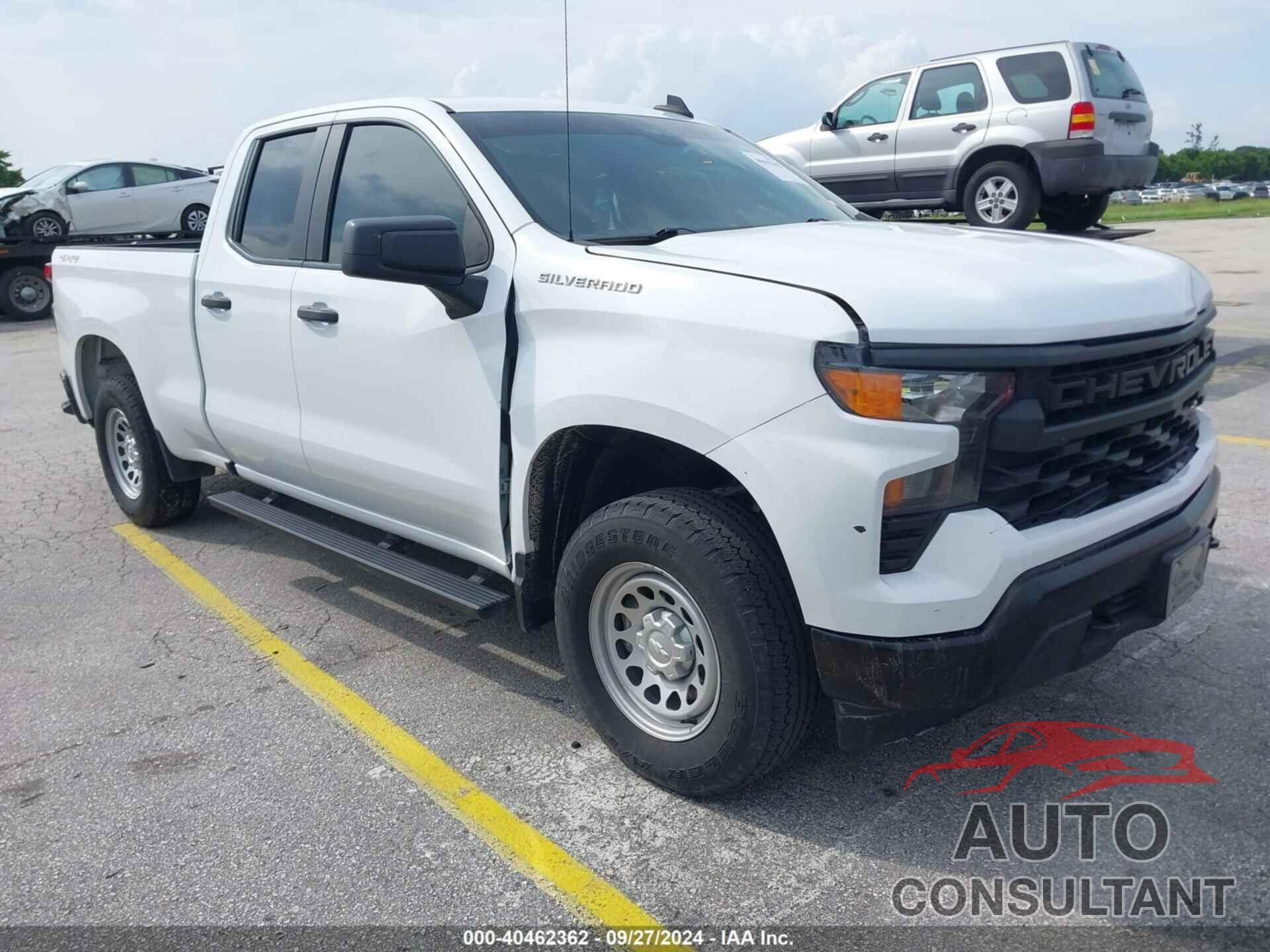 CHEVROLET SILVERADO 1500 2022 - 1GCRDAEK0NZ505714