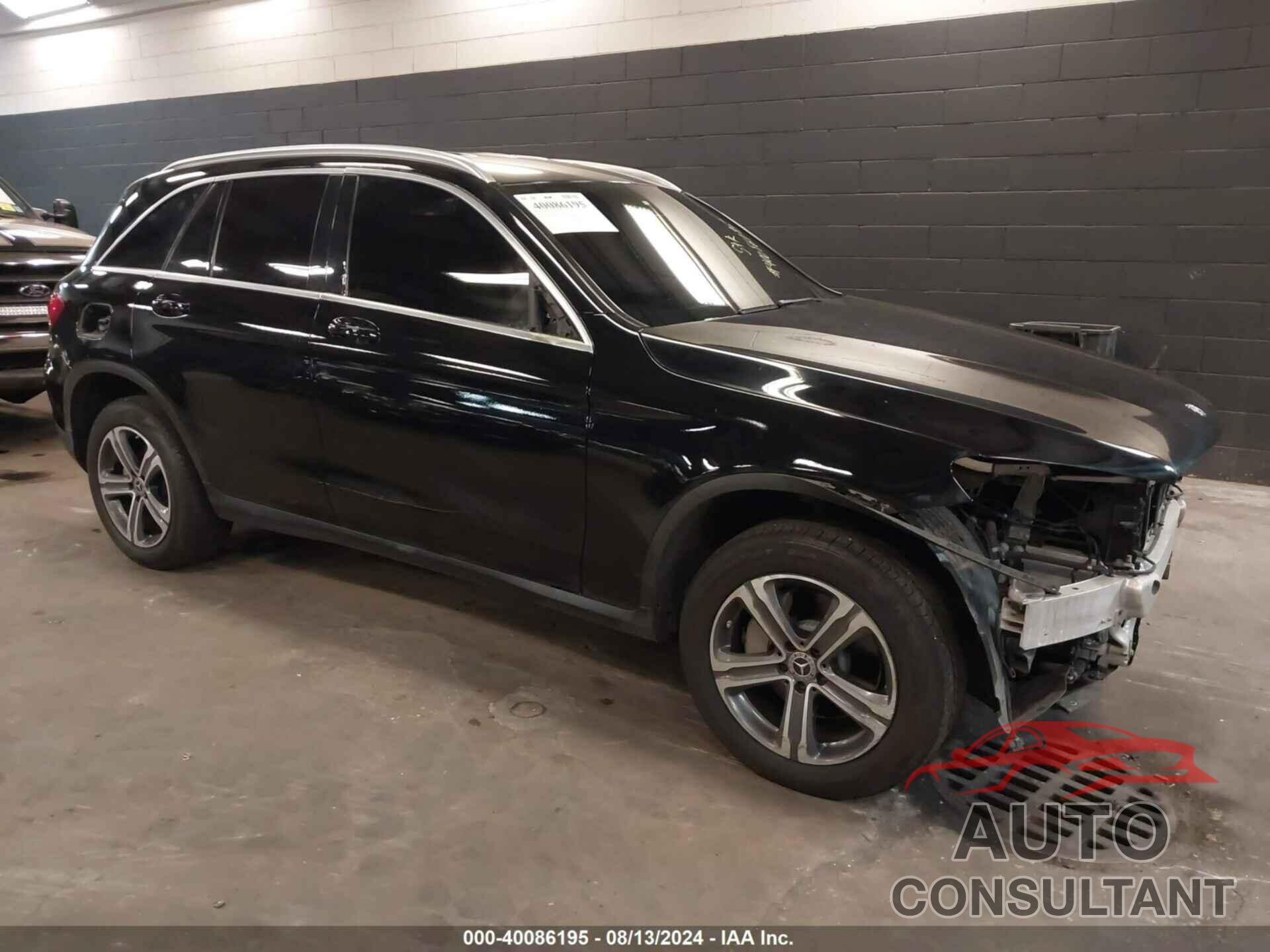 MERCEDES-BENZ GLC 300 2019 - WDC0G4KB2KV158650