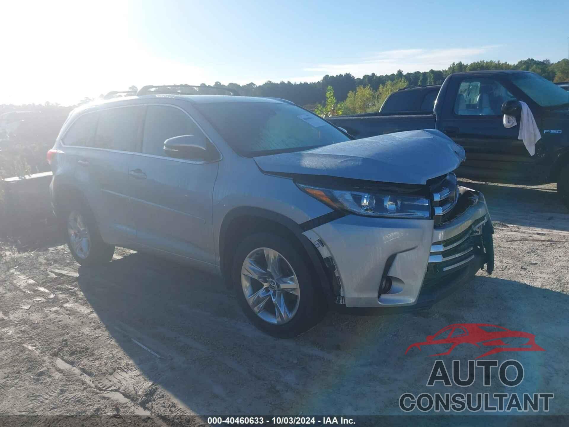 TOYOTA HIGHLANDER 2018 - 5TDDZRFH4JS811484