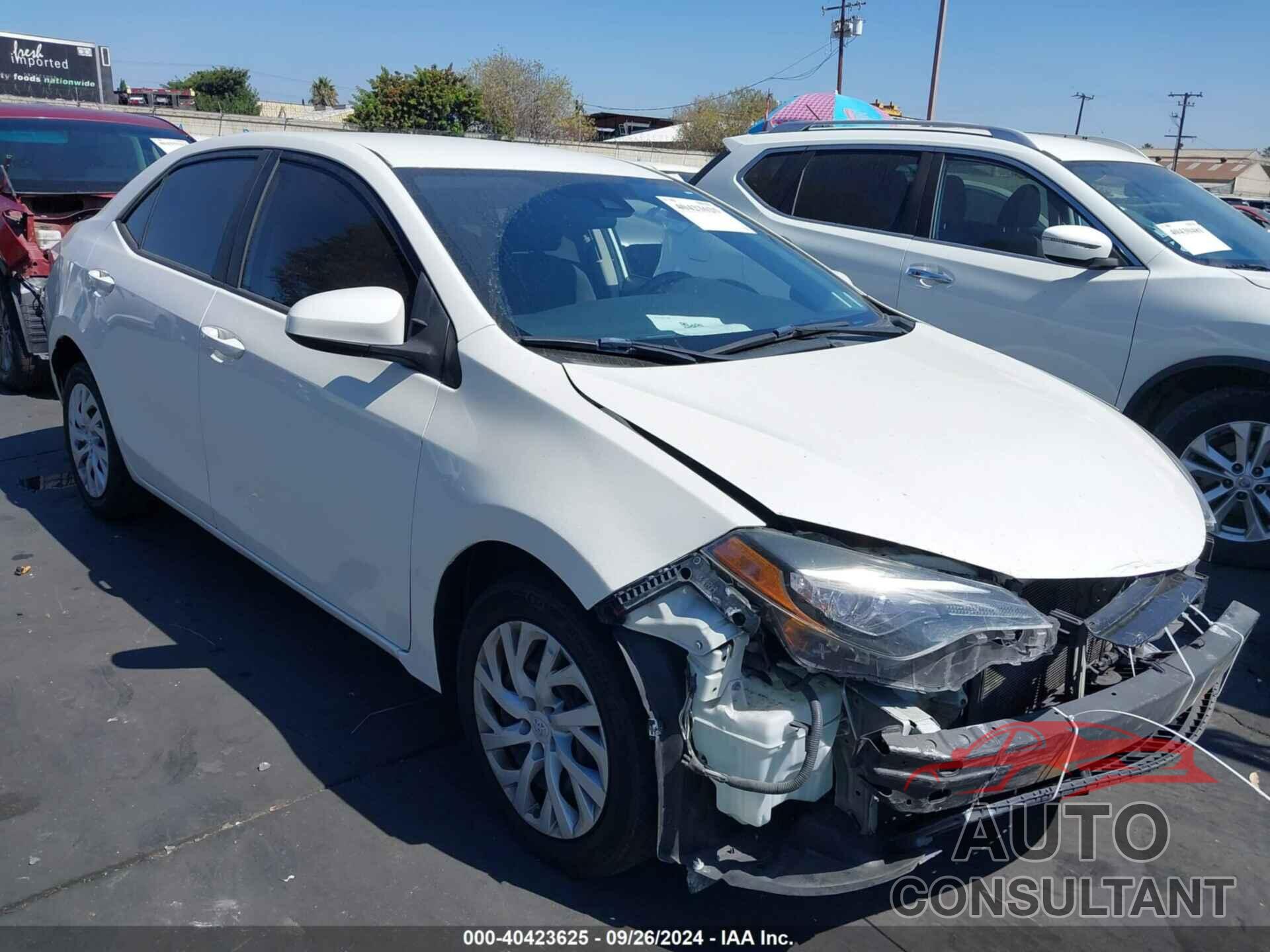TOYOTA COROLLA 2017 - 5YFBURHE8HP606875