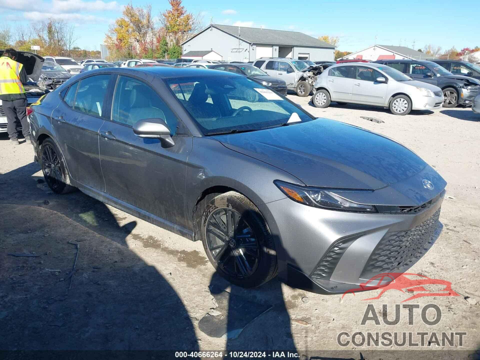 TOYOTA CAMRY 2025 - 4T1DAACK8SU541158