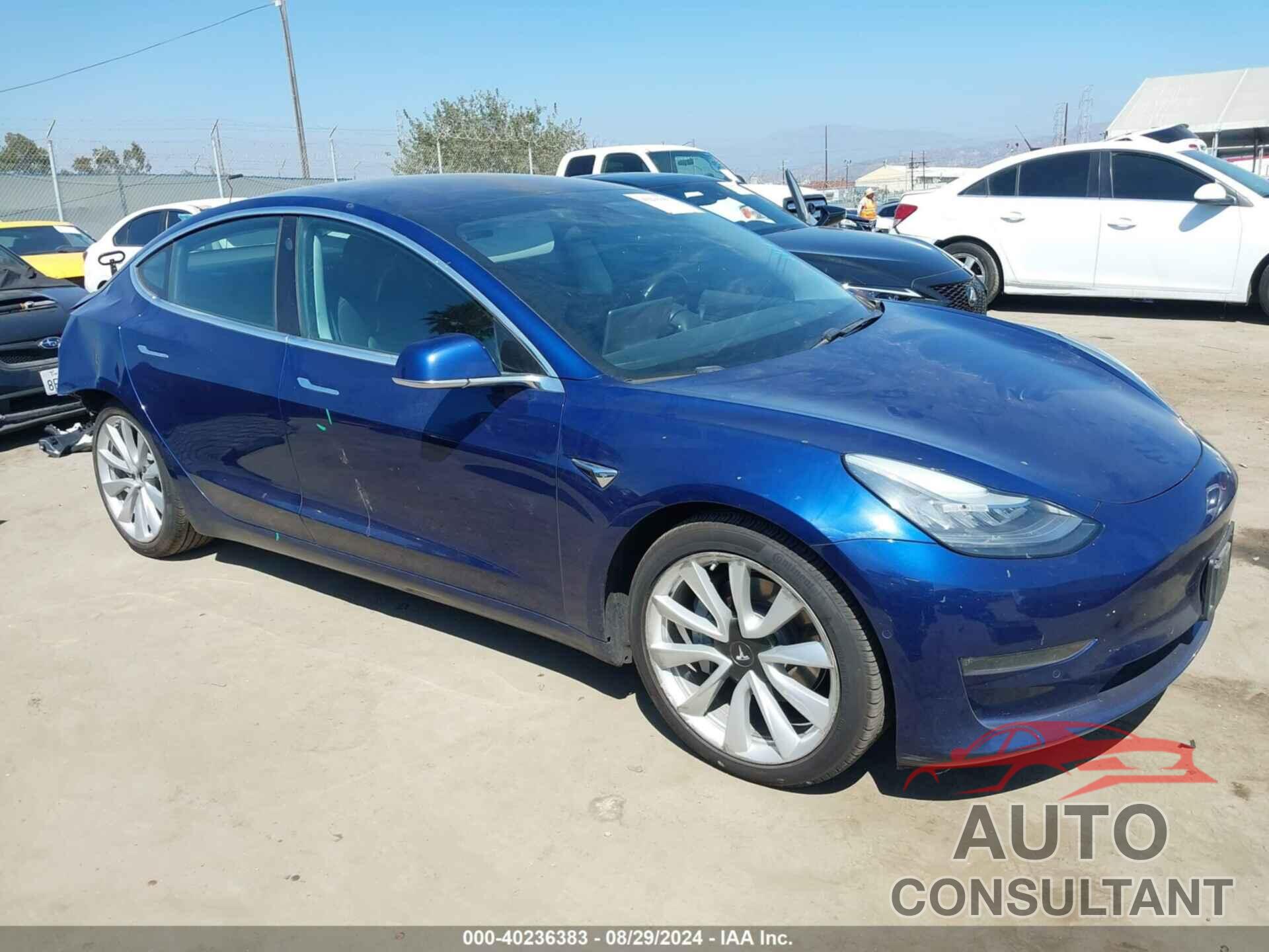 TESLA MODEL 3 2018 - 5YJ3E1EB7JF133971