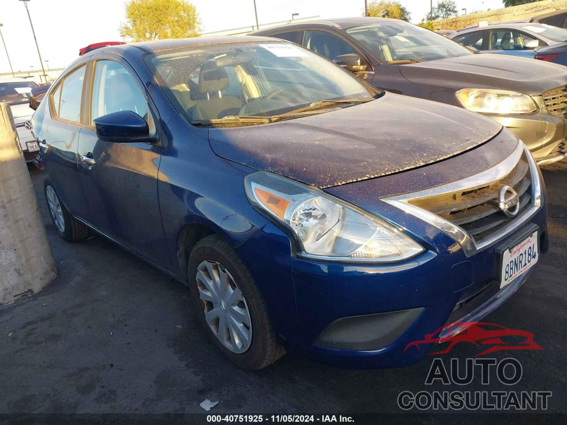 NISSAN VERSA 2018 - 3N1CN7AP0JL853895