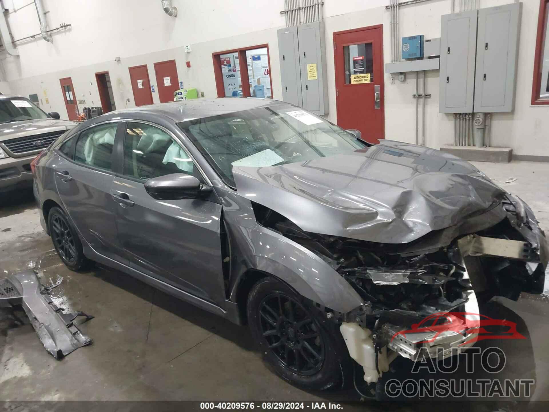 HONDA CIVIC 2018 - 2HGFC2F52JH599305
