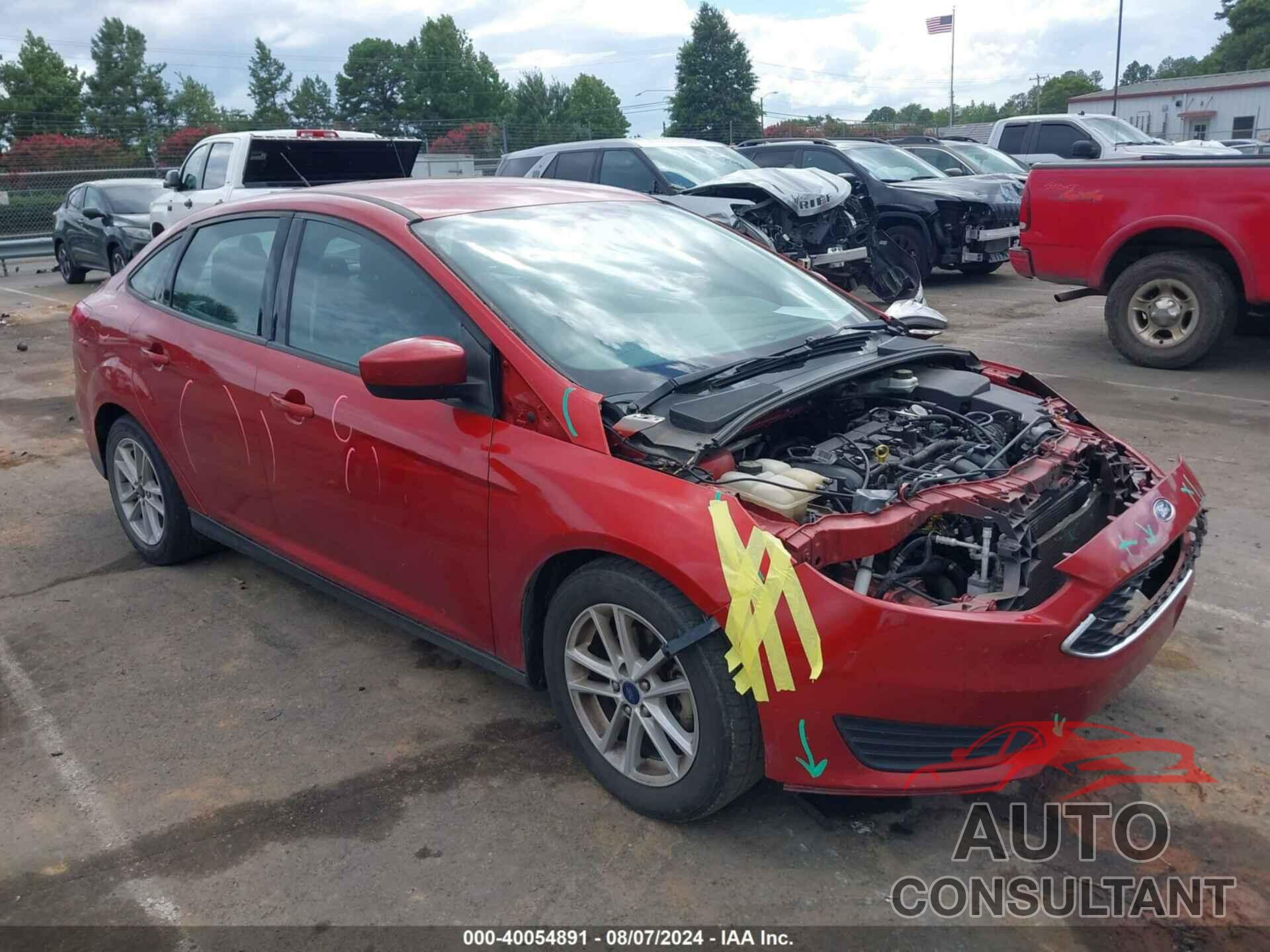 FORD FOCUS 2018 - 1FADP3F27JL255127