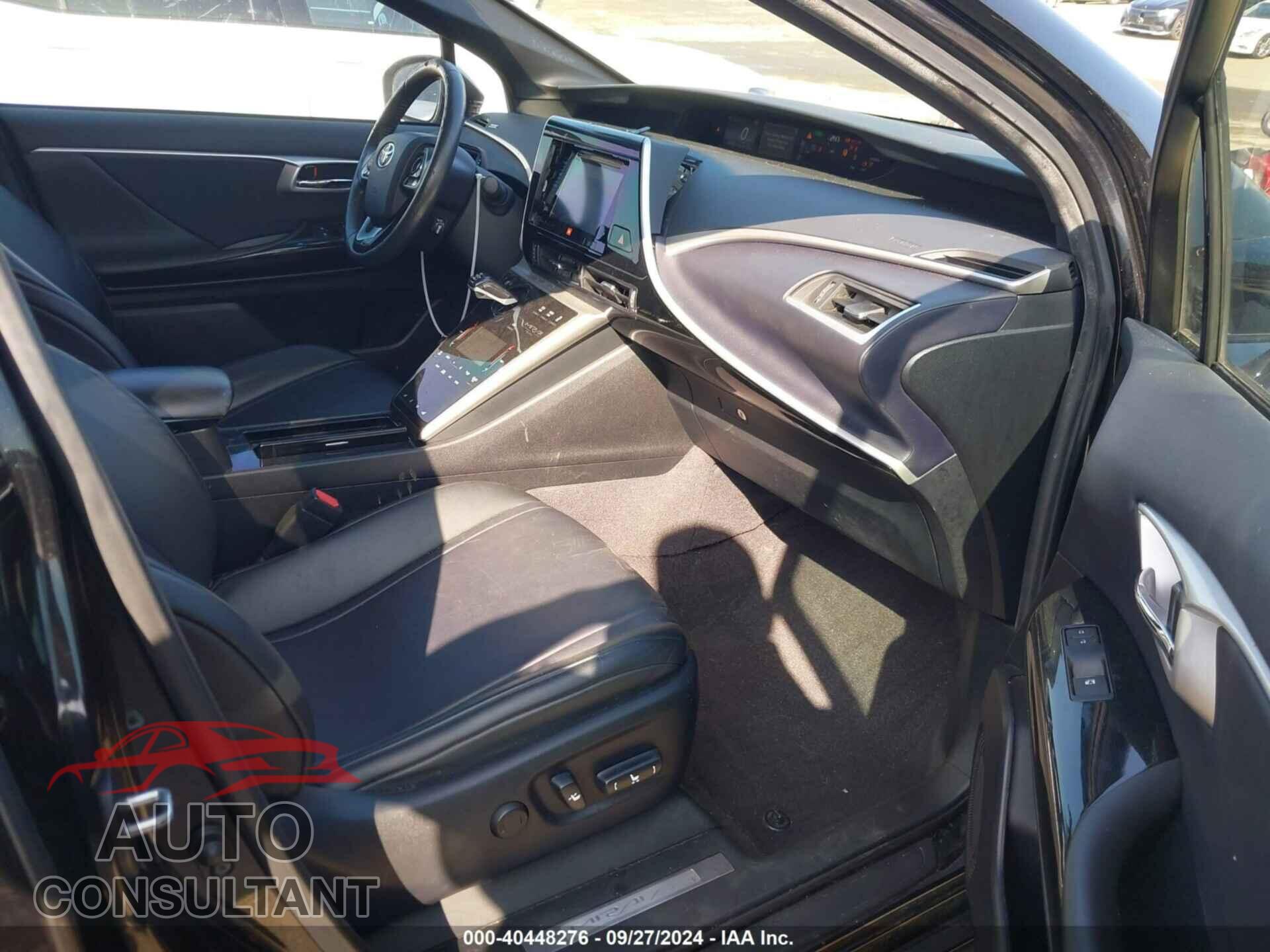 TOYOTA MIRAI 2017 - JTDBVRBD7HA002817