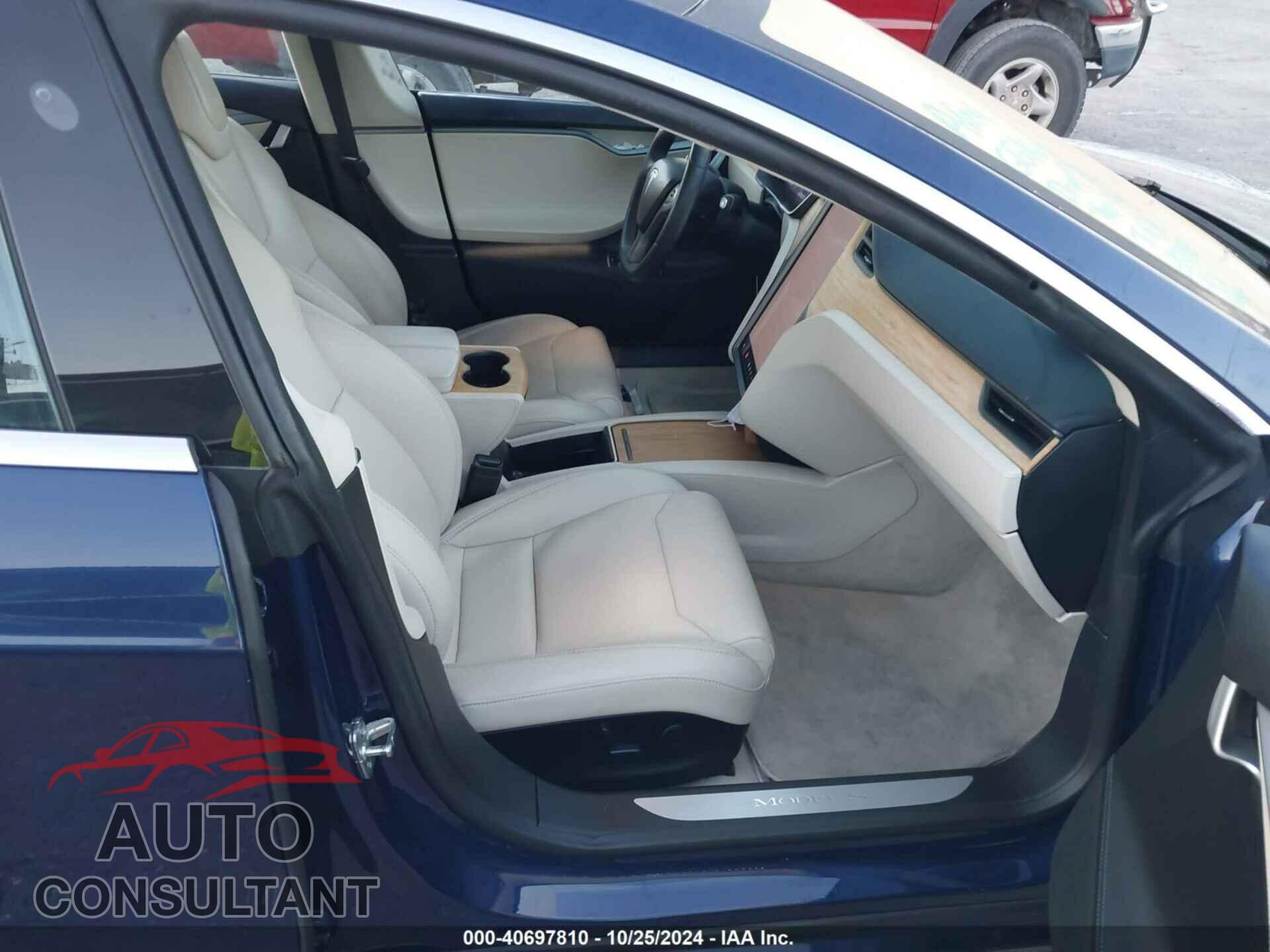 TESLA MODEL S 2018 - 5YJSA1E27JF276474