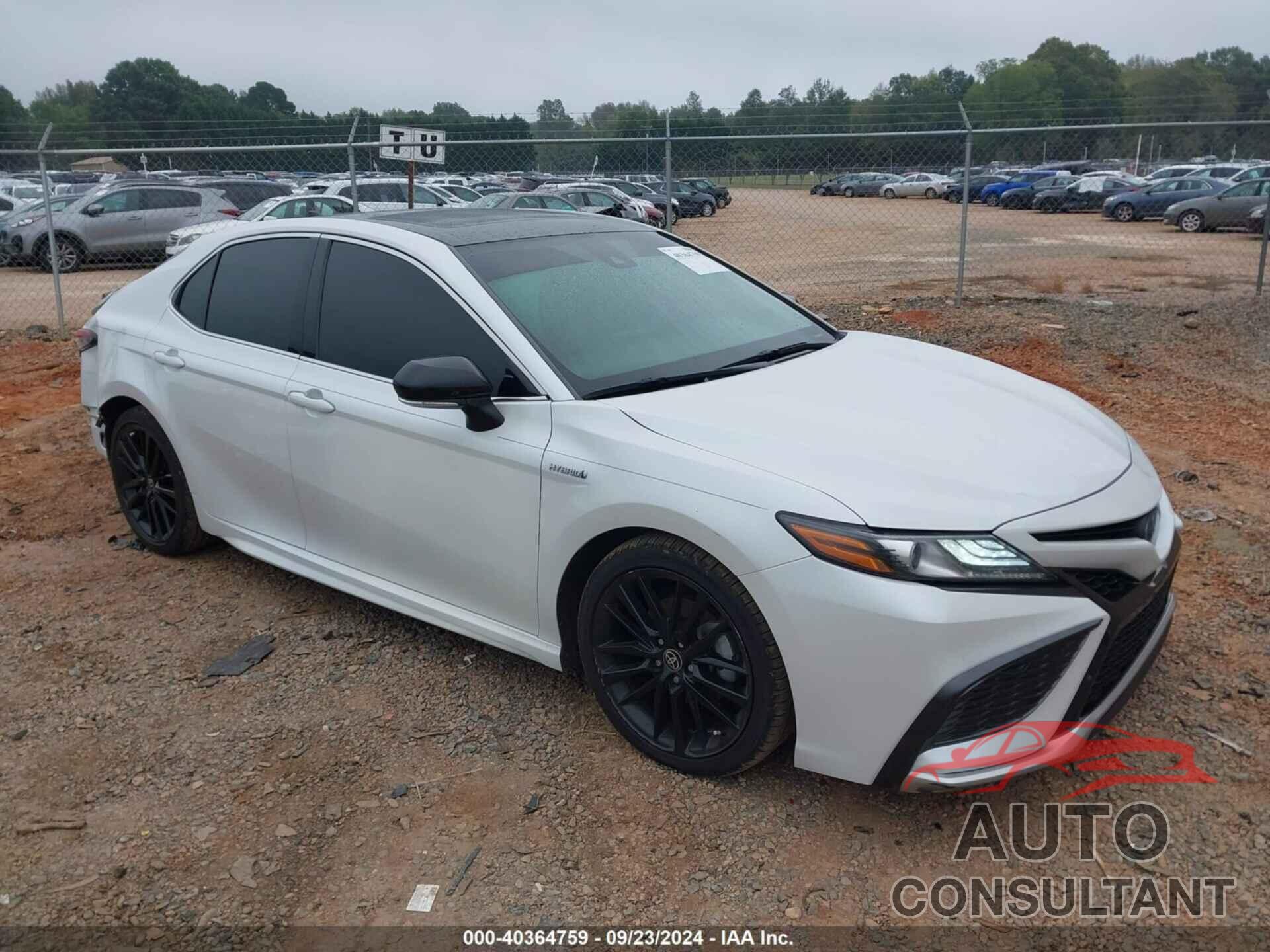 TOYOTA CAMRY 2021 - 4T1K31AK8MU566360