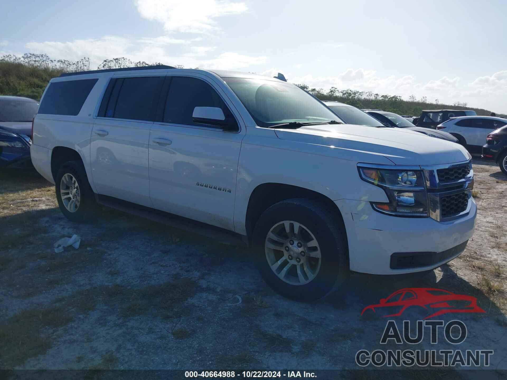 CHEVROLET SUBURBAN 2017 - 1GNSCHKC4HR160659