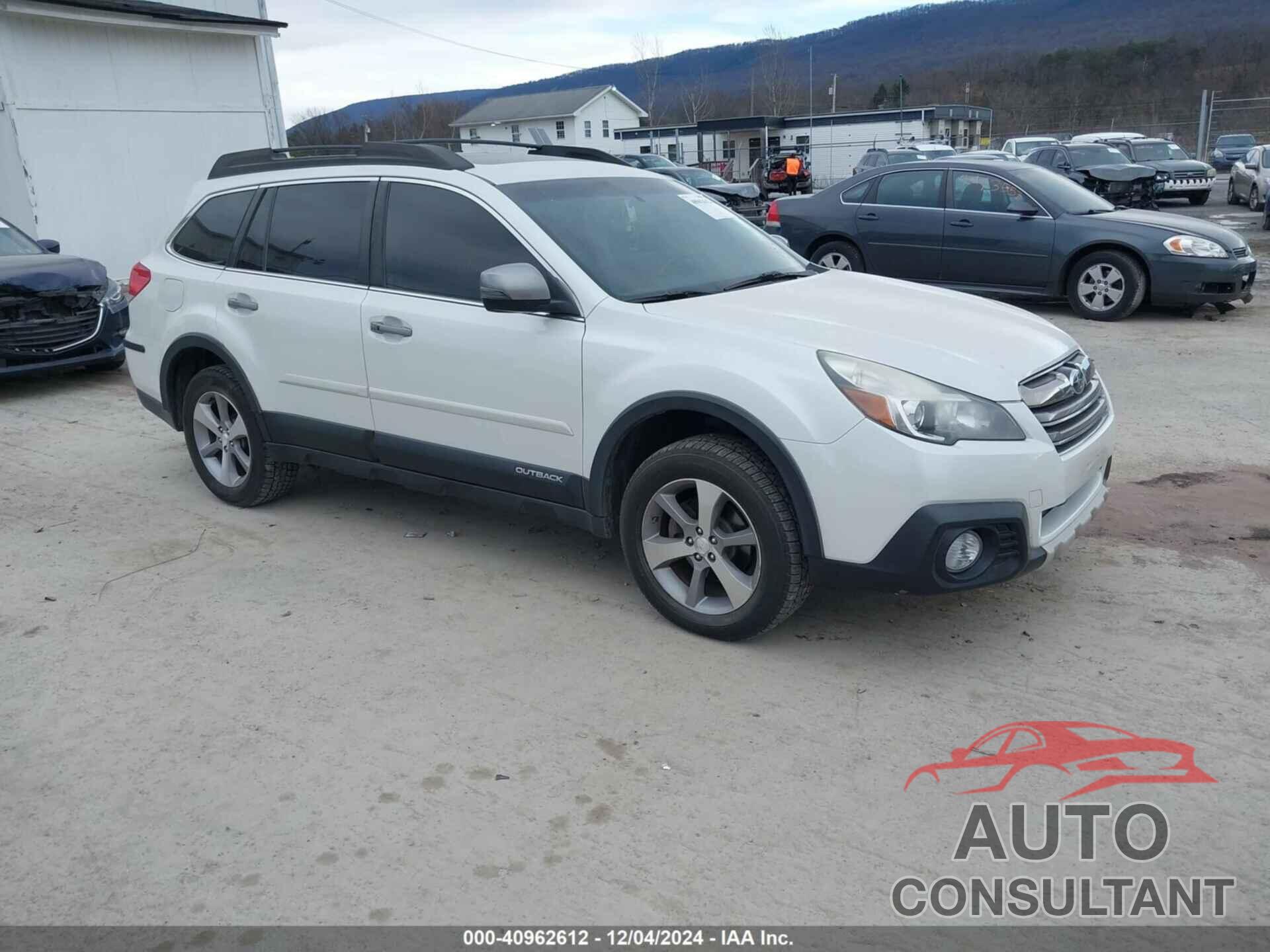 SUBARU OUTBACK 2013 - 4S4BRBSC8D3273530