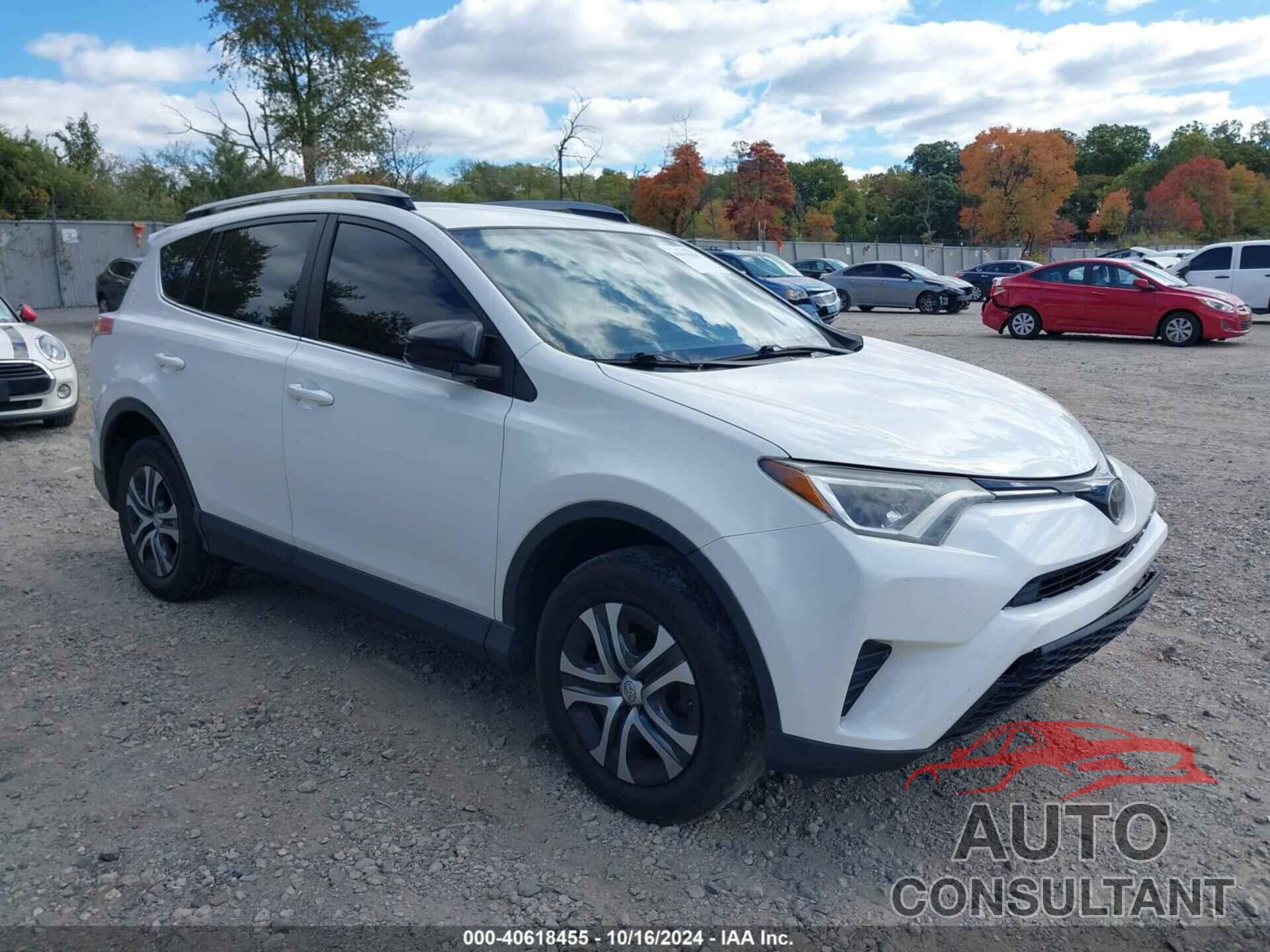 TOYOTA RAV4 2017 - JTMZFREV7HJ702806