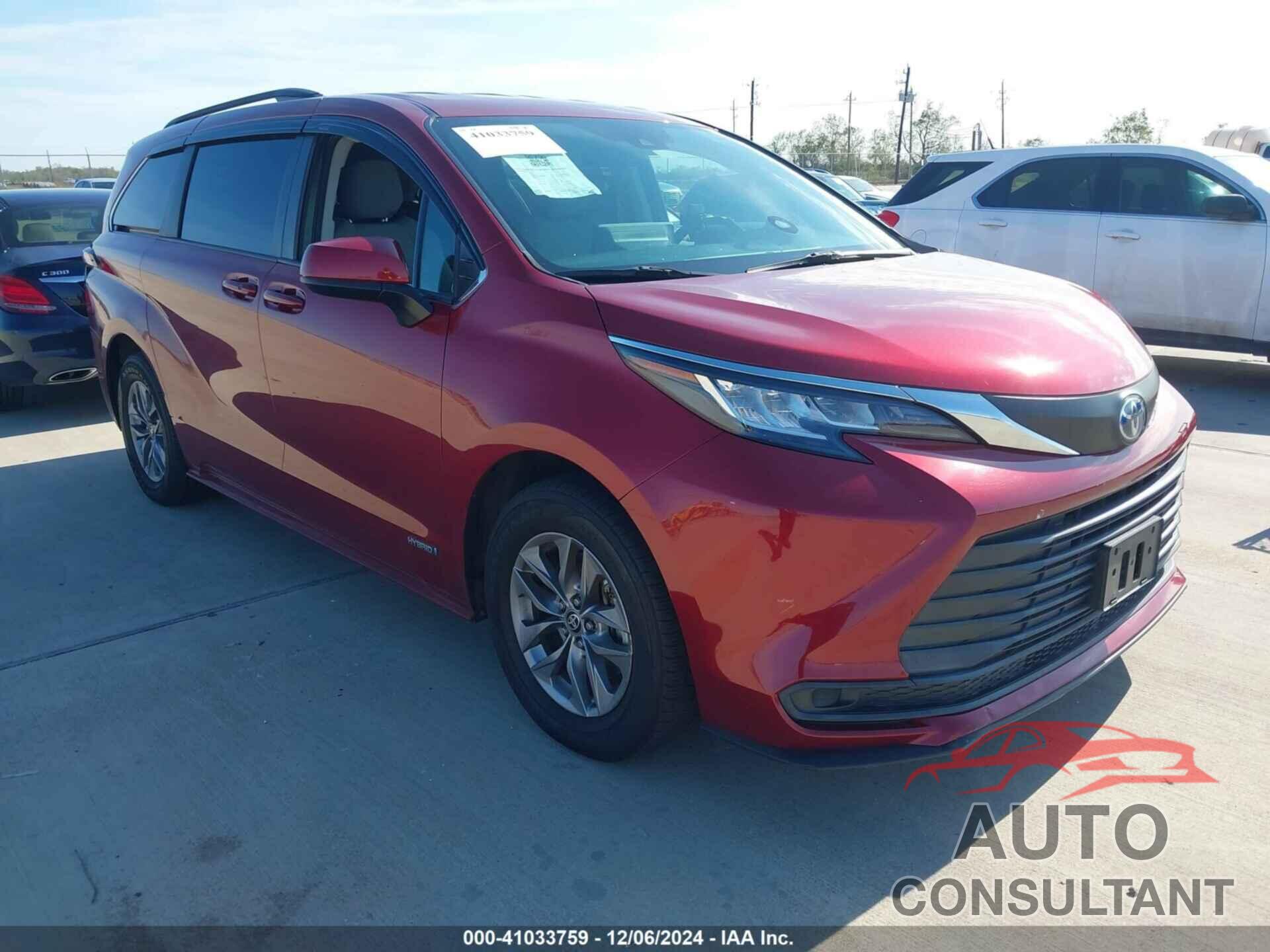 TOYOTA SIENNA 2021 - 5TDKRKEC7MS005485