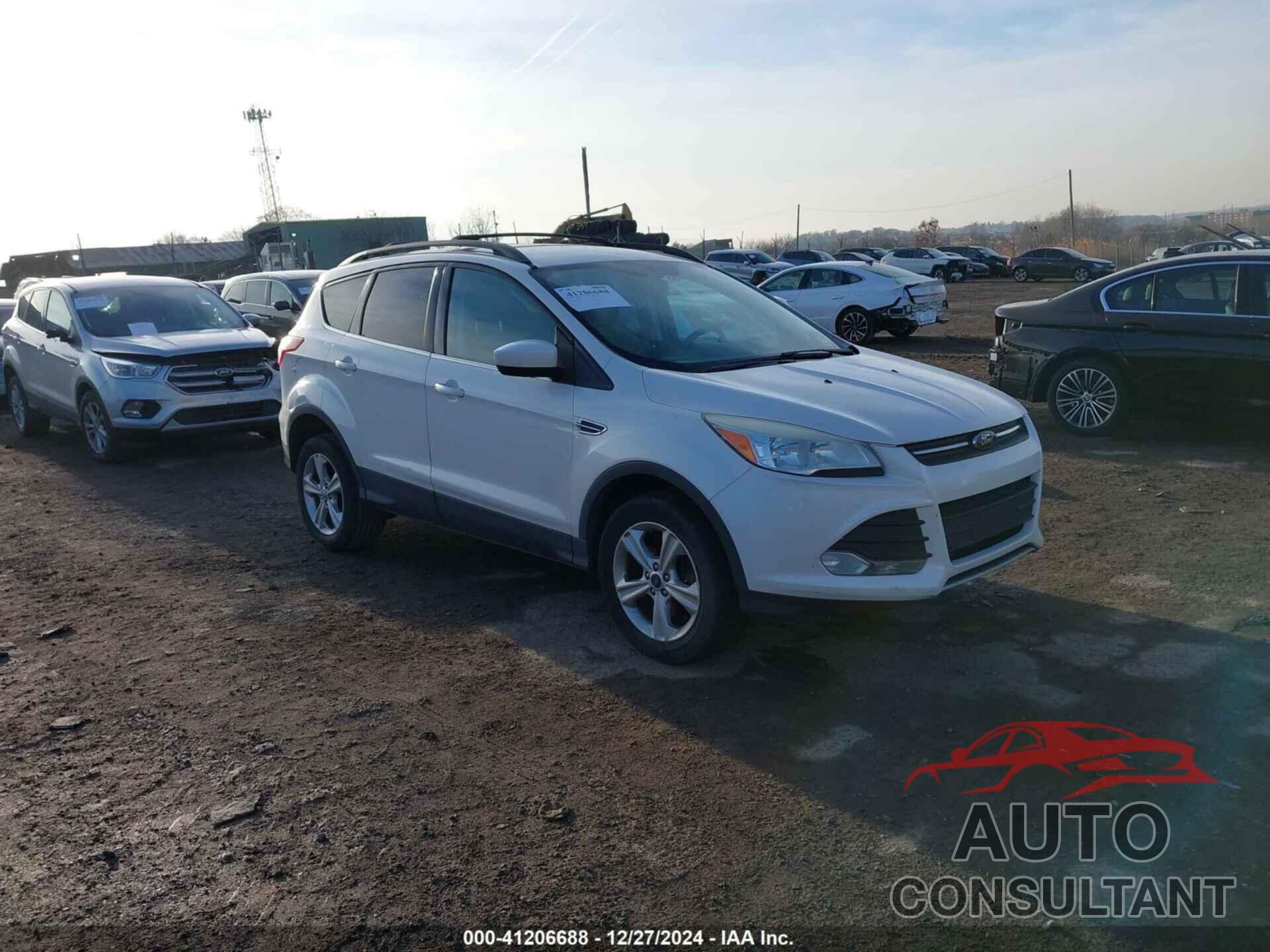 FORD ESCAPE 2013 - 1FMCU9G98DUA18203