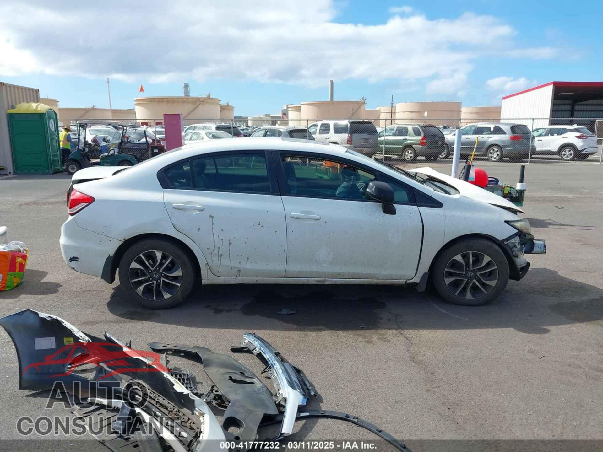 HONDA CIVIC 2013 - 2HGFB2F85DH512207
