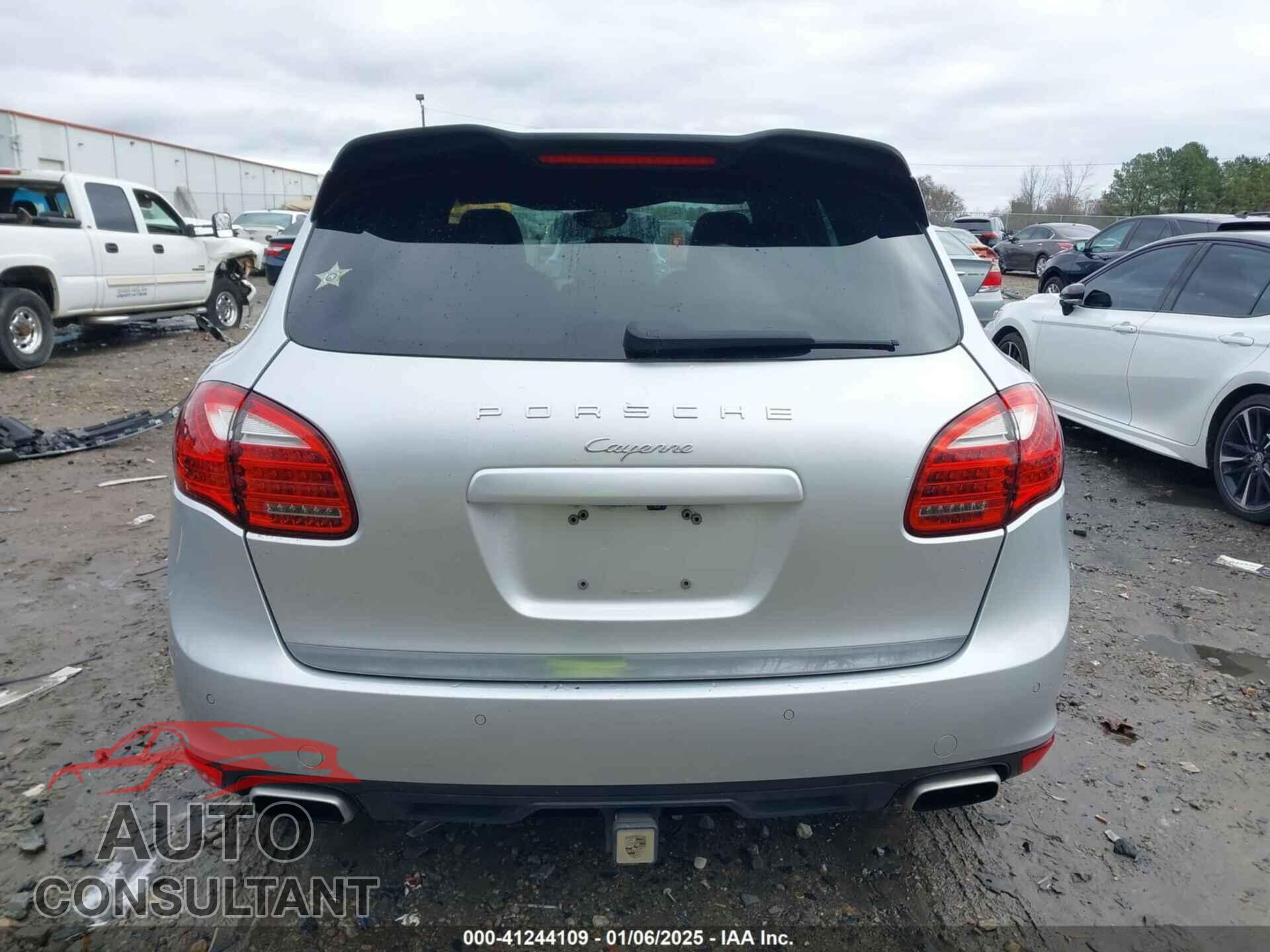 PORSCHE CAYENNE 2012 - WP1AA2A26CLA02401