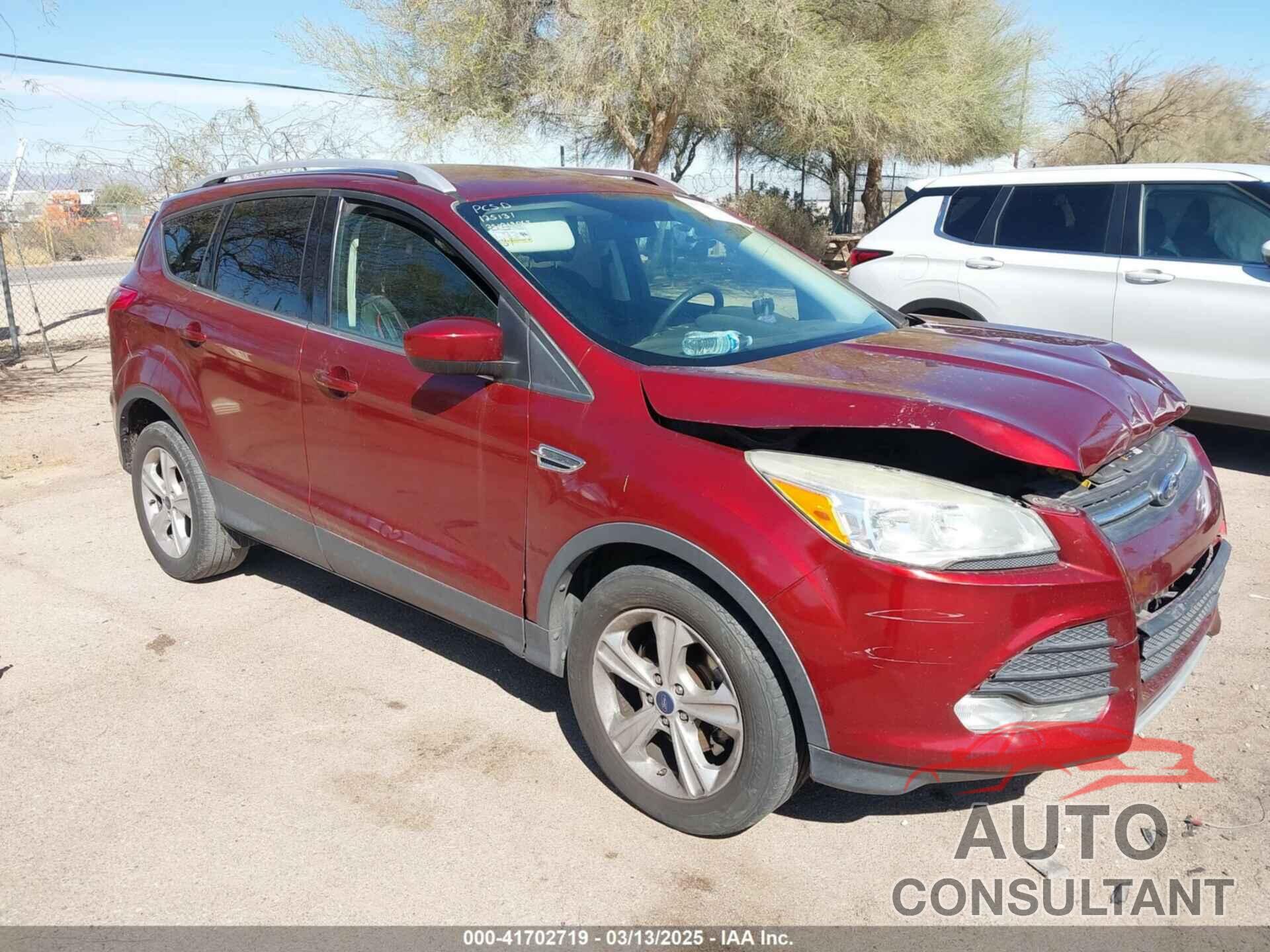 FORD ESCAPE 2014 - 1FMCU0GX1EUB33821