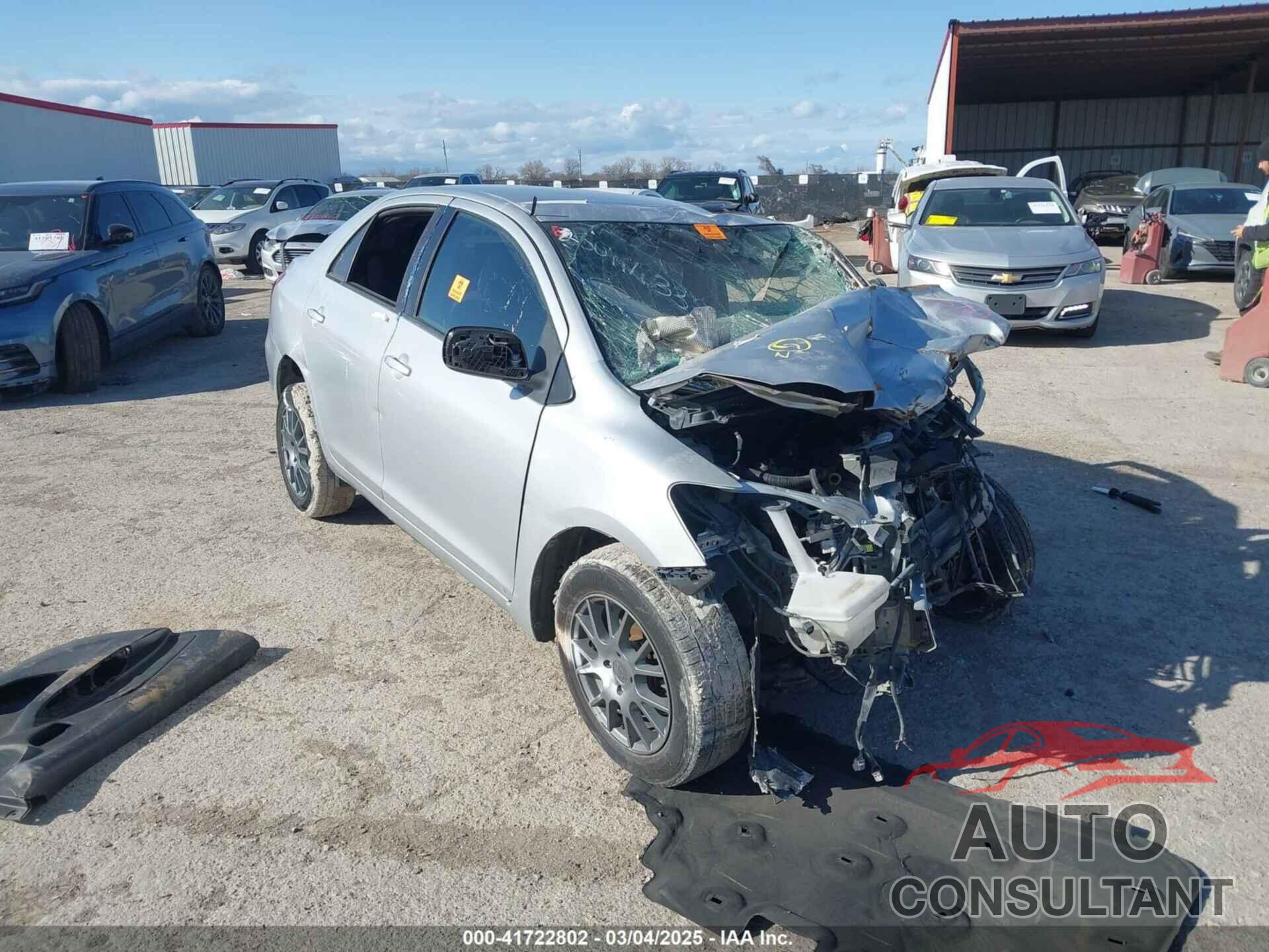 TOYOTA YARIS 2011 - JTDBT4K35B1406769