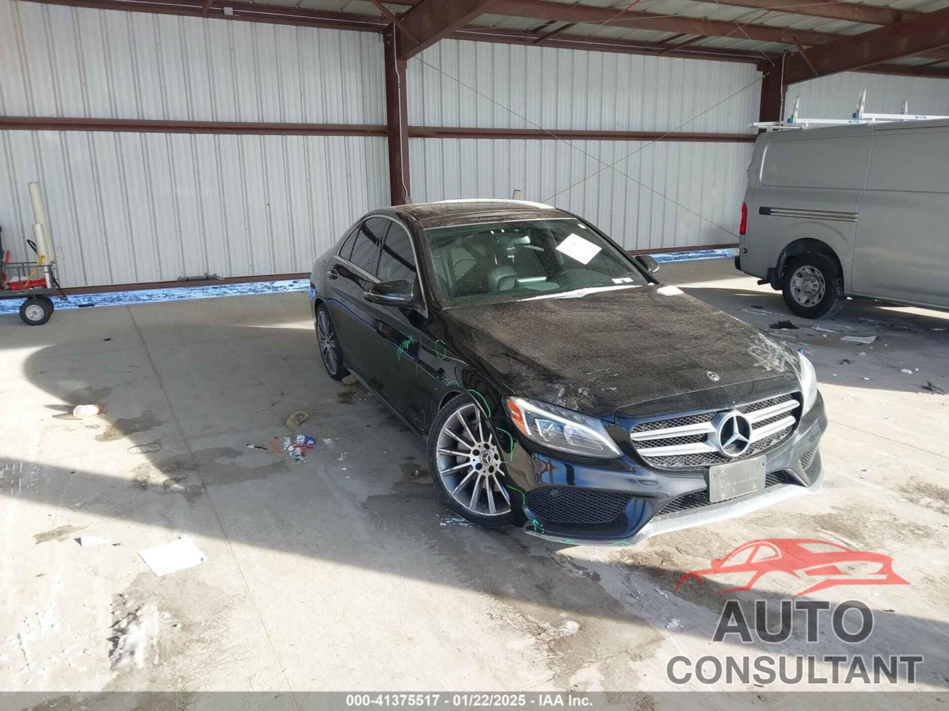 MERCEDES-BENZ C 300 2018 - 55SWF4JB7JU279285