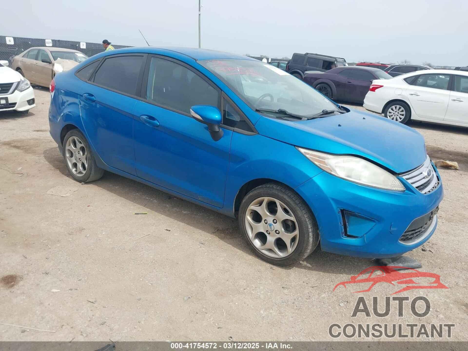 FORD FIESTA 2012 - 3FADP4CJ9CM137910