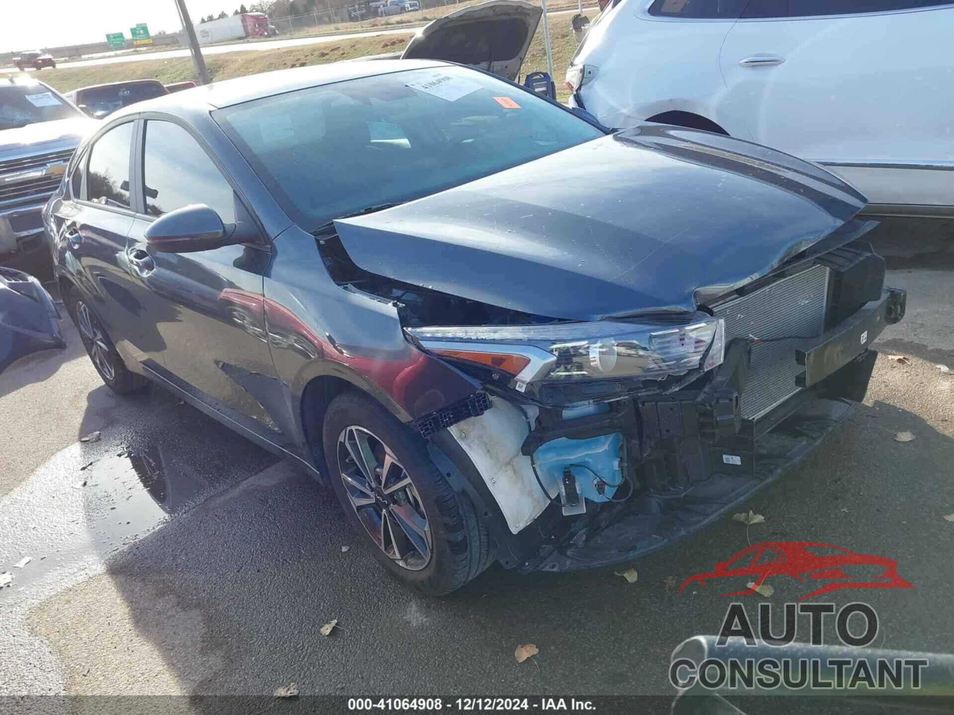 KIA FORTE 2023 - 3KPF24AD8PE635837