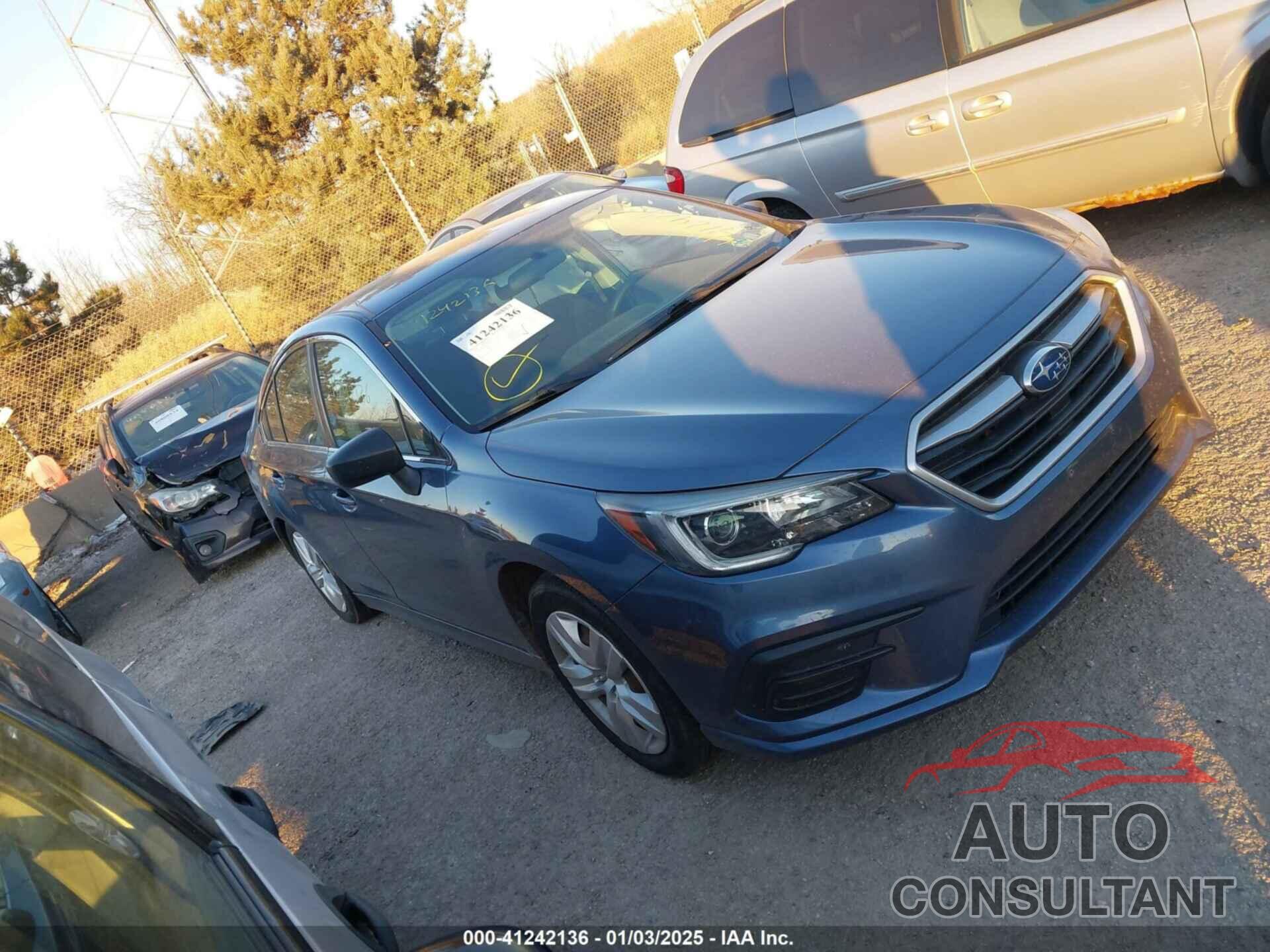 SUBARU LEGACY 2018 - 4S3BNAA6XJ3043991