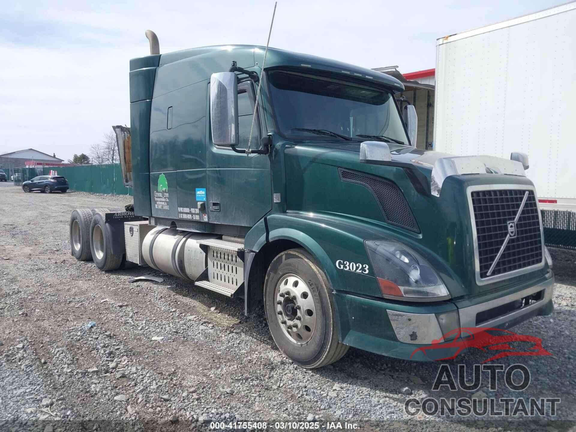 VOLVO VN 2015 - 4V4NC9EH9FN928387