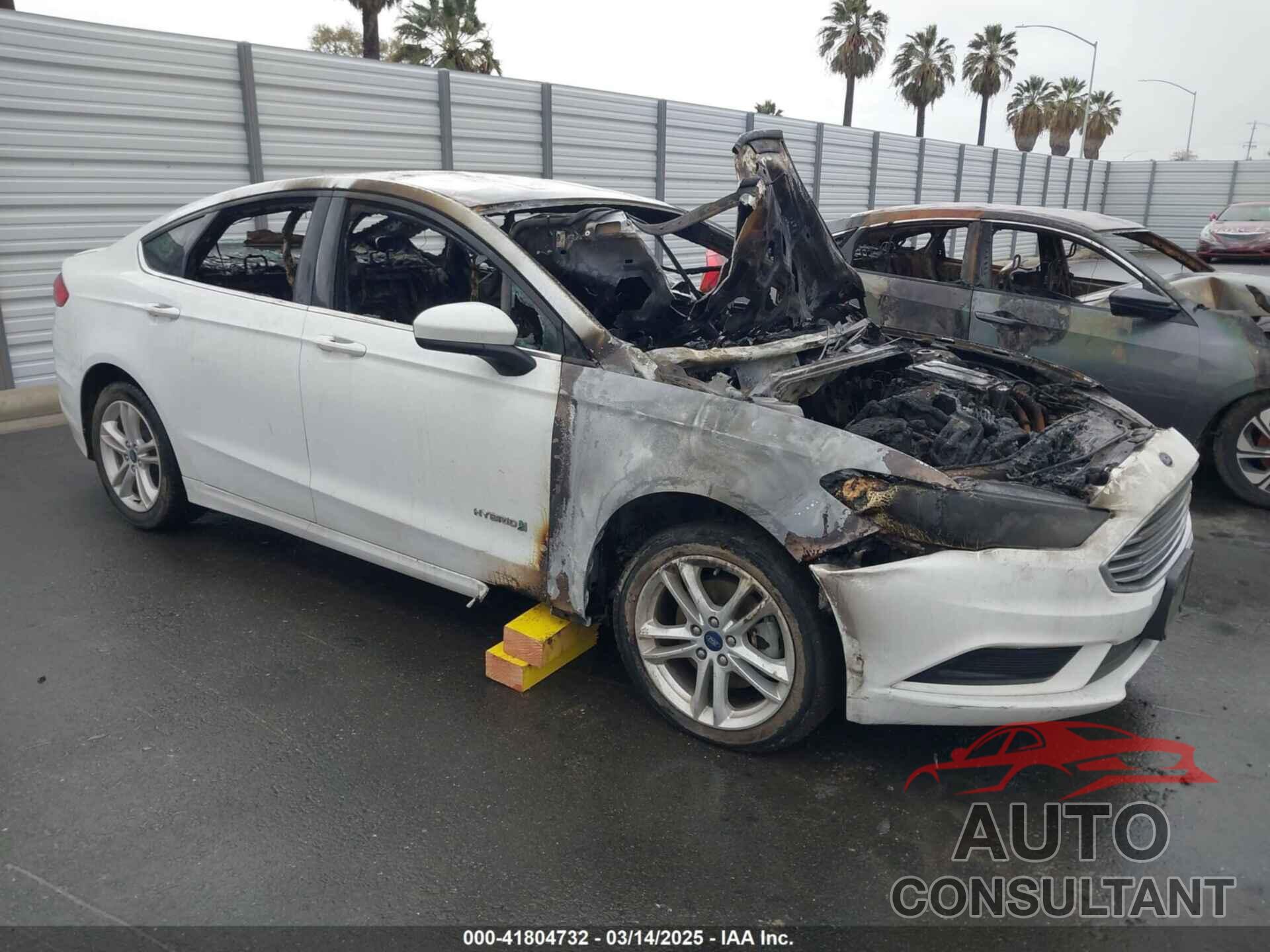 FORD FUSION HYBRID 2018 - 3FA6P0LU1JR268602