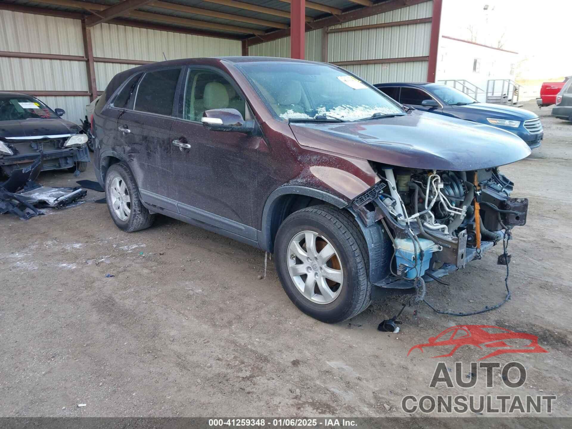 KIA SORENTO 2011 - 5XYKT3A11BG079166