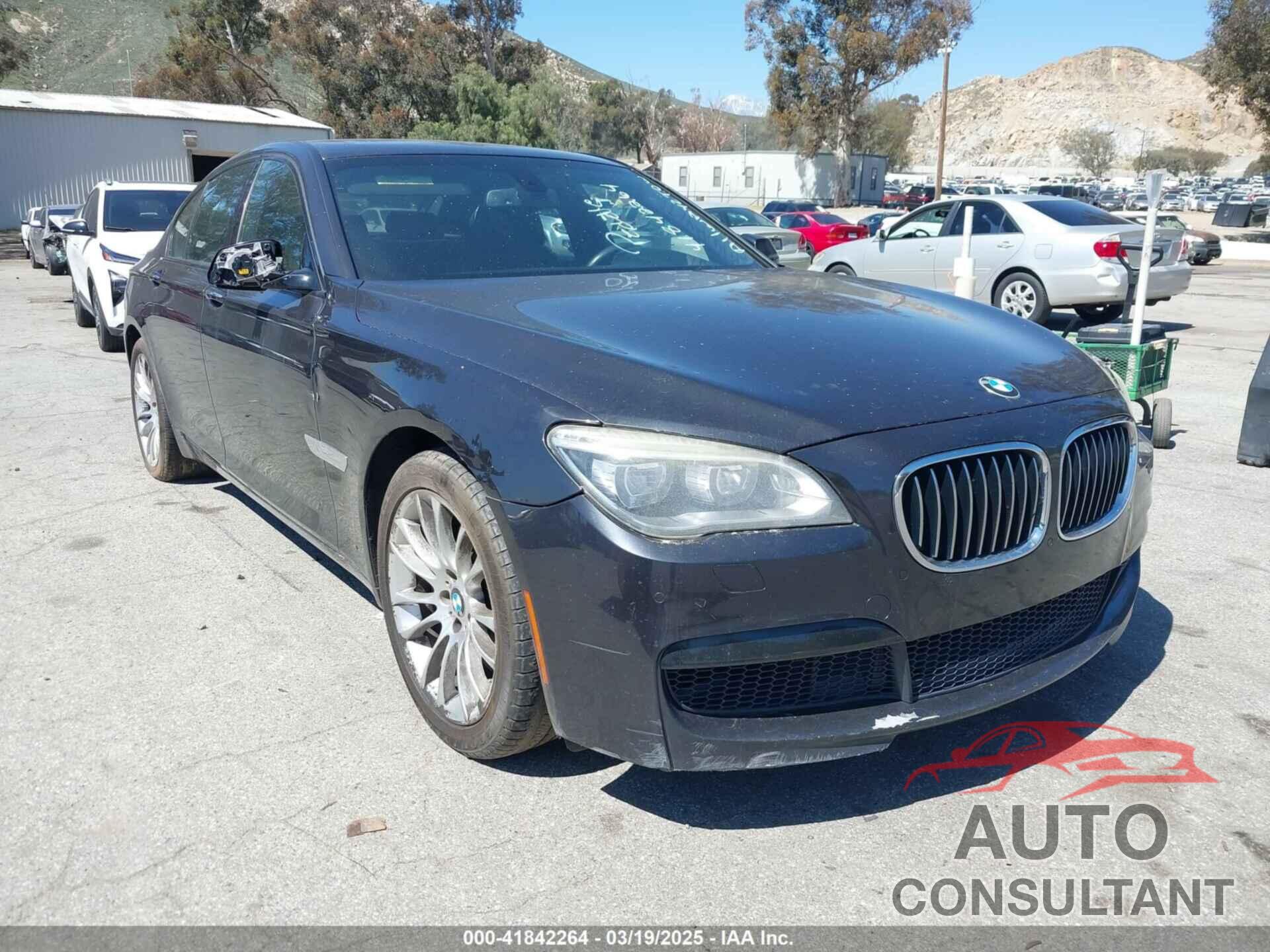 BMW 750I 2013 - WBAYA8C50DD227951