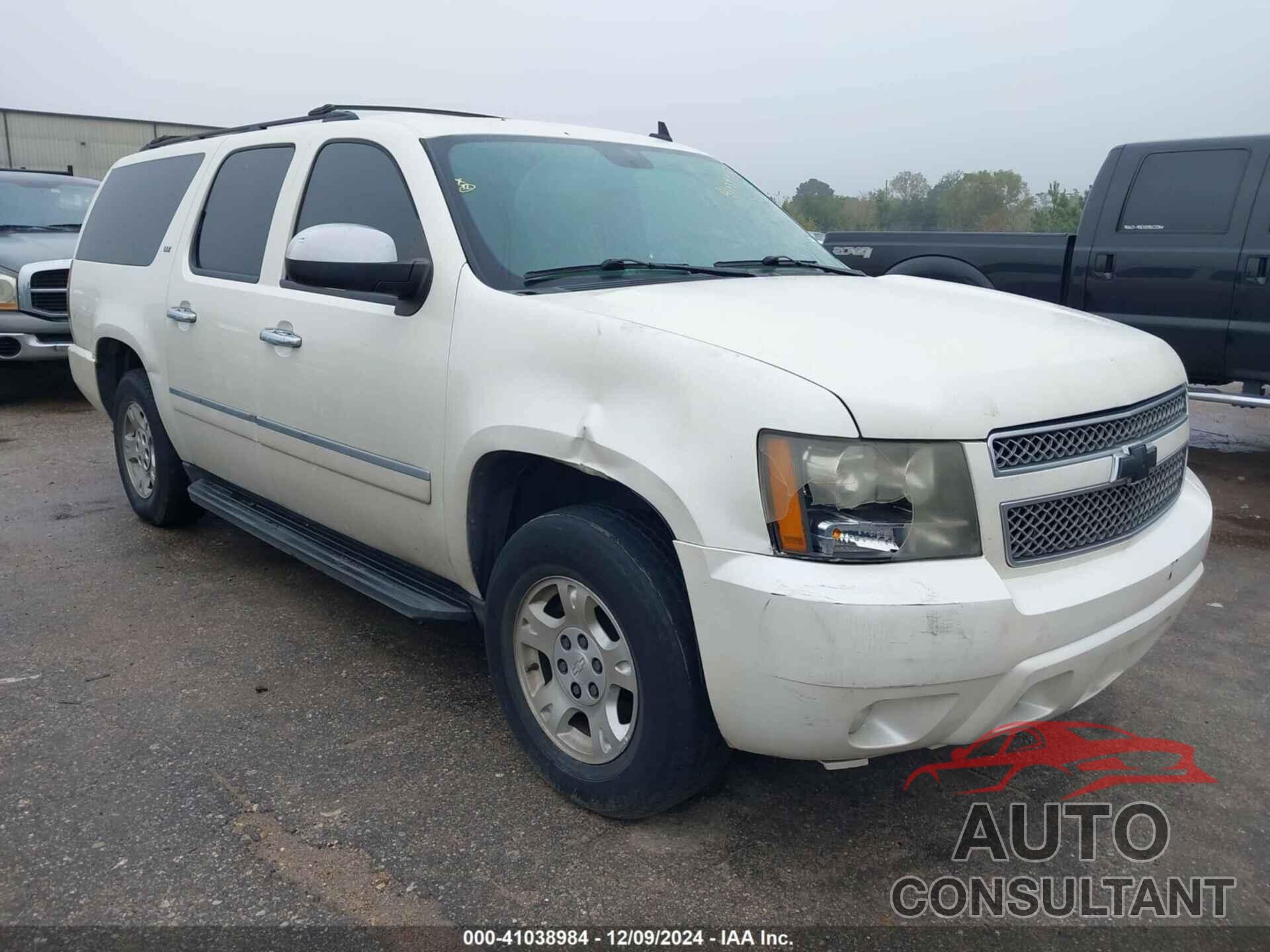 CHEVROLET SUBURBAN 1500 2011 - 1GNSKKE30BR125457