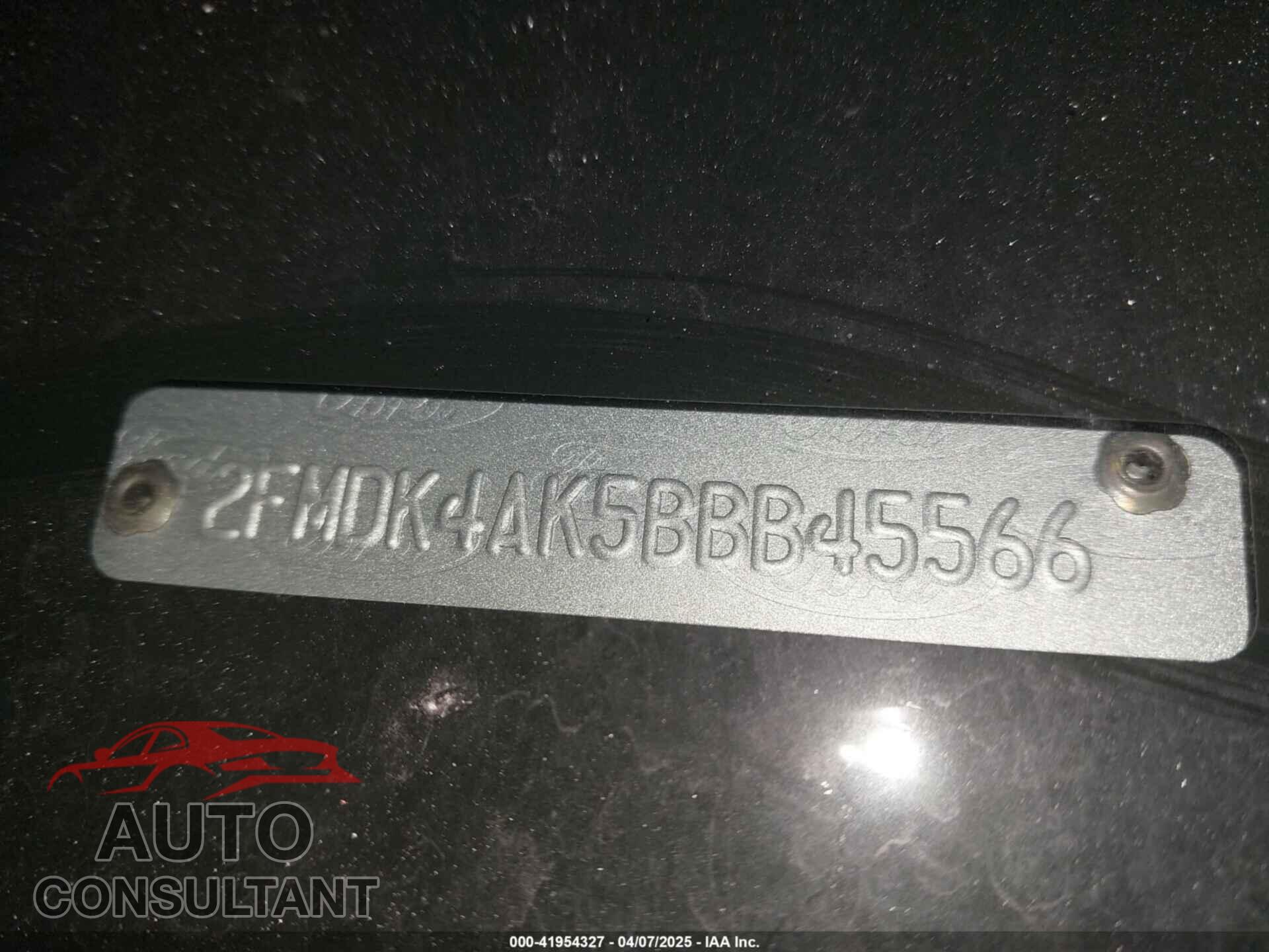 FORD EDGE 2011 - 2FMDK4AK5BBB45566