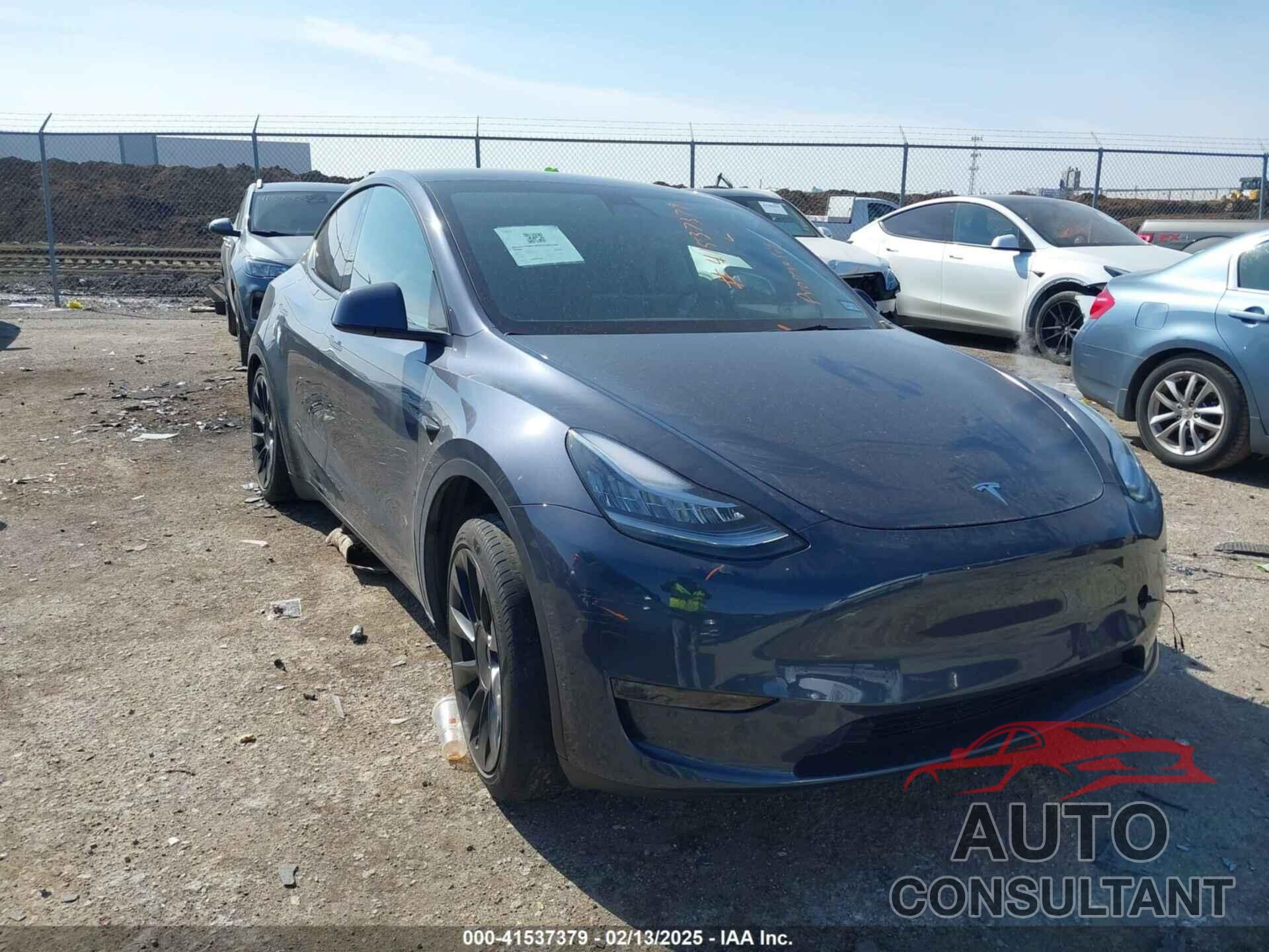 TESLA MODEL Y 2023 - 7SAYGDEE1PA099398