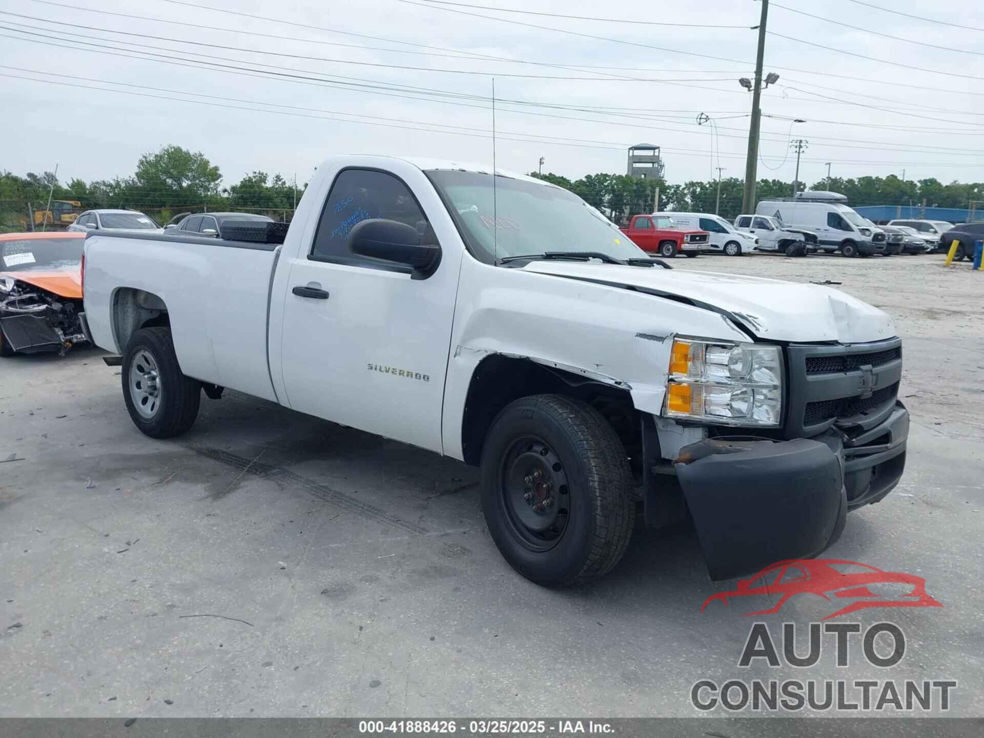CHEVROLET SILVERADO 1500 2013 - 1GCNCPEX1DZ323468