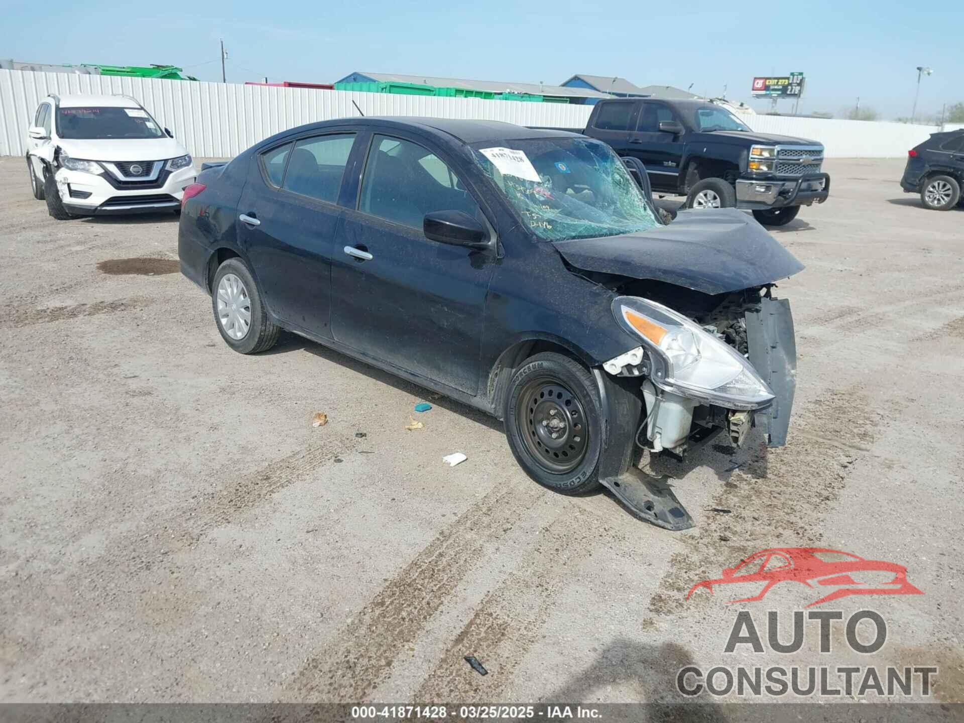 NISSAN VERSA 2017 - 3N1CN7AP0HL872506