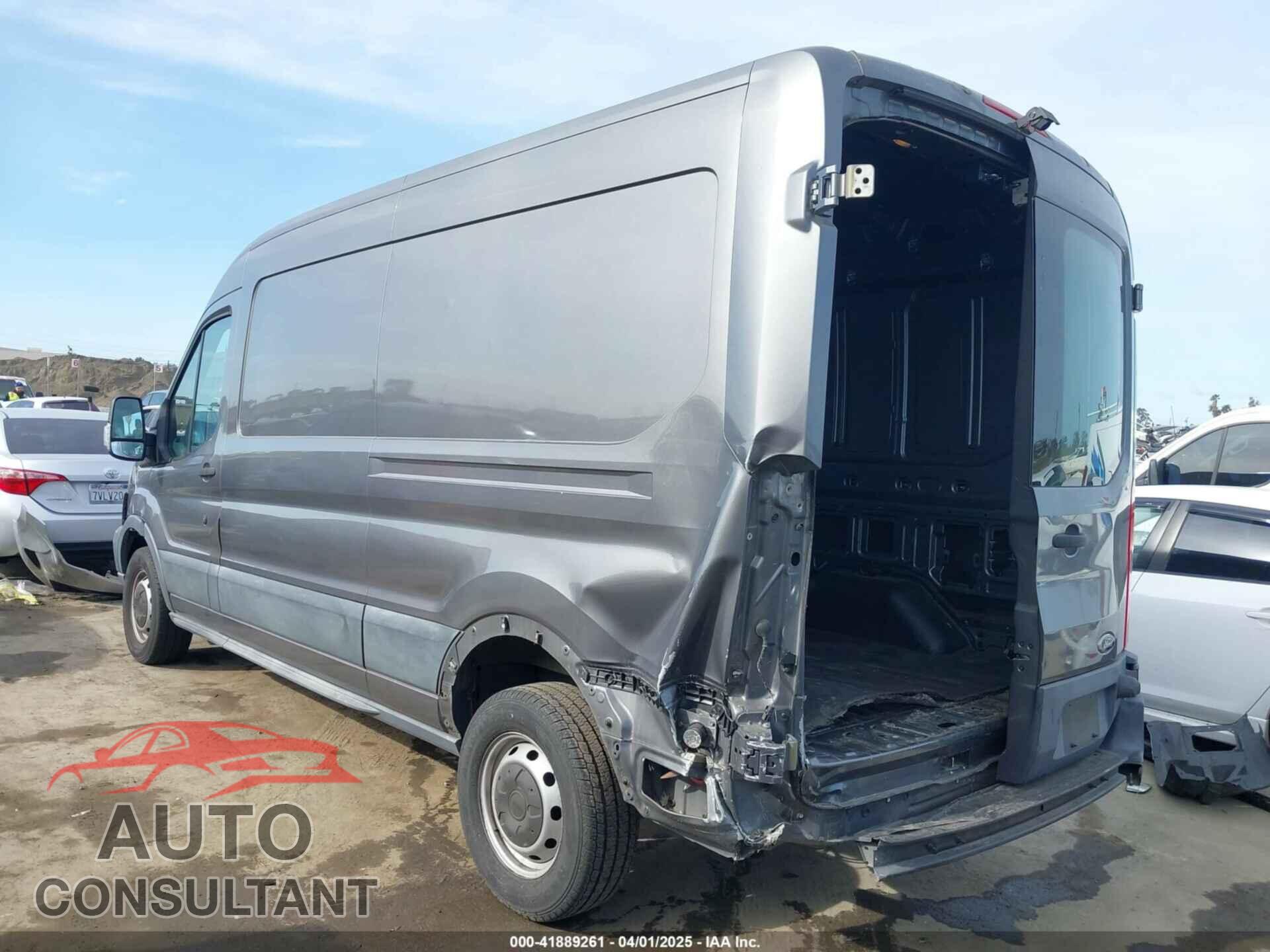 FORD TRANSIT-250 2015 - 1FTNR2CG2FKA30579