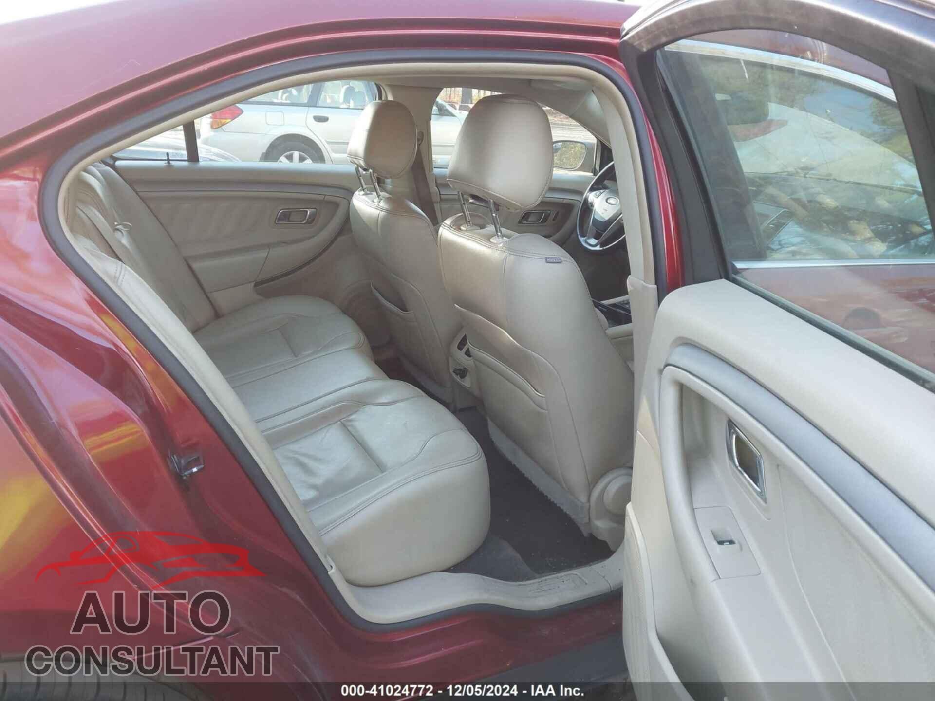 FORD TAURUS 2013 - 1FAHP2E83DG203654