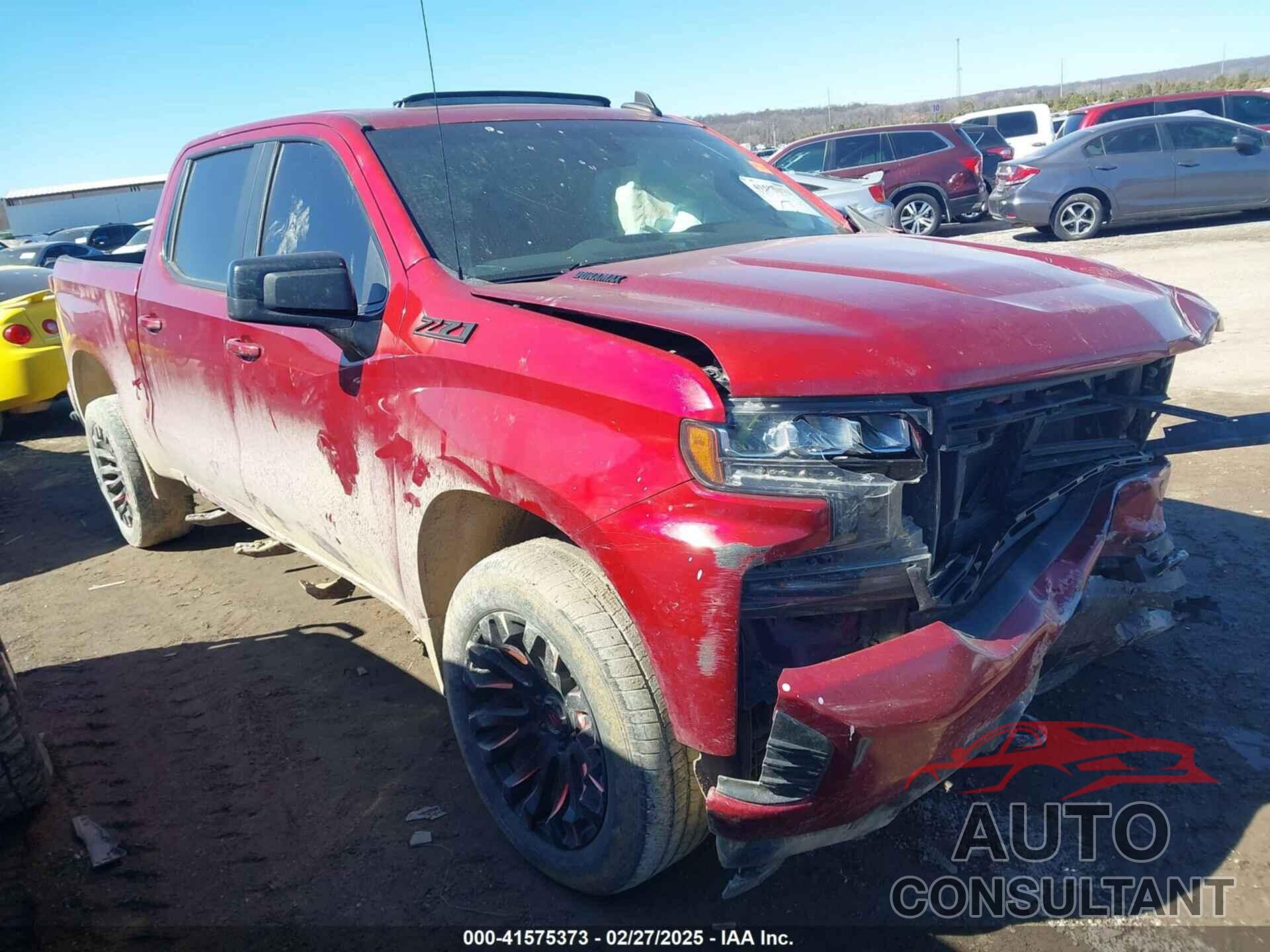 CHEVROLET SILVERADO 1500 2021 - 1GCUYEETXMZ357052