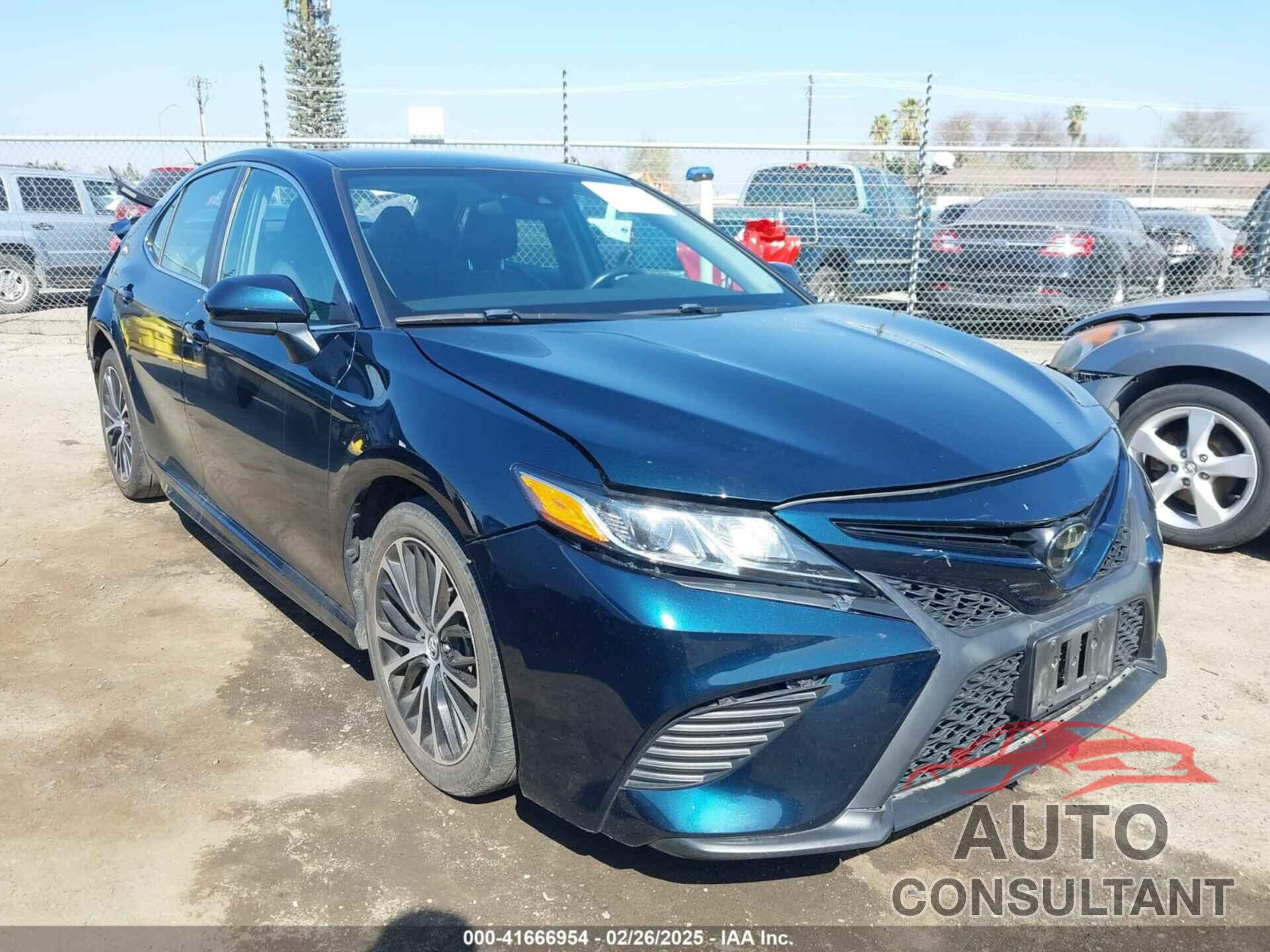 TOYOTA CAMRY 2019 - 4T1B11HK1KU752587