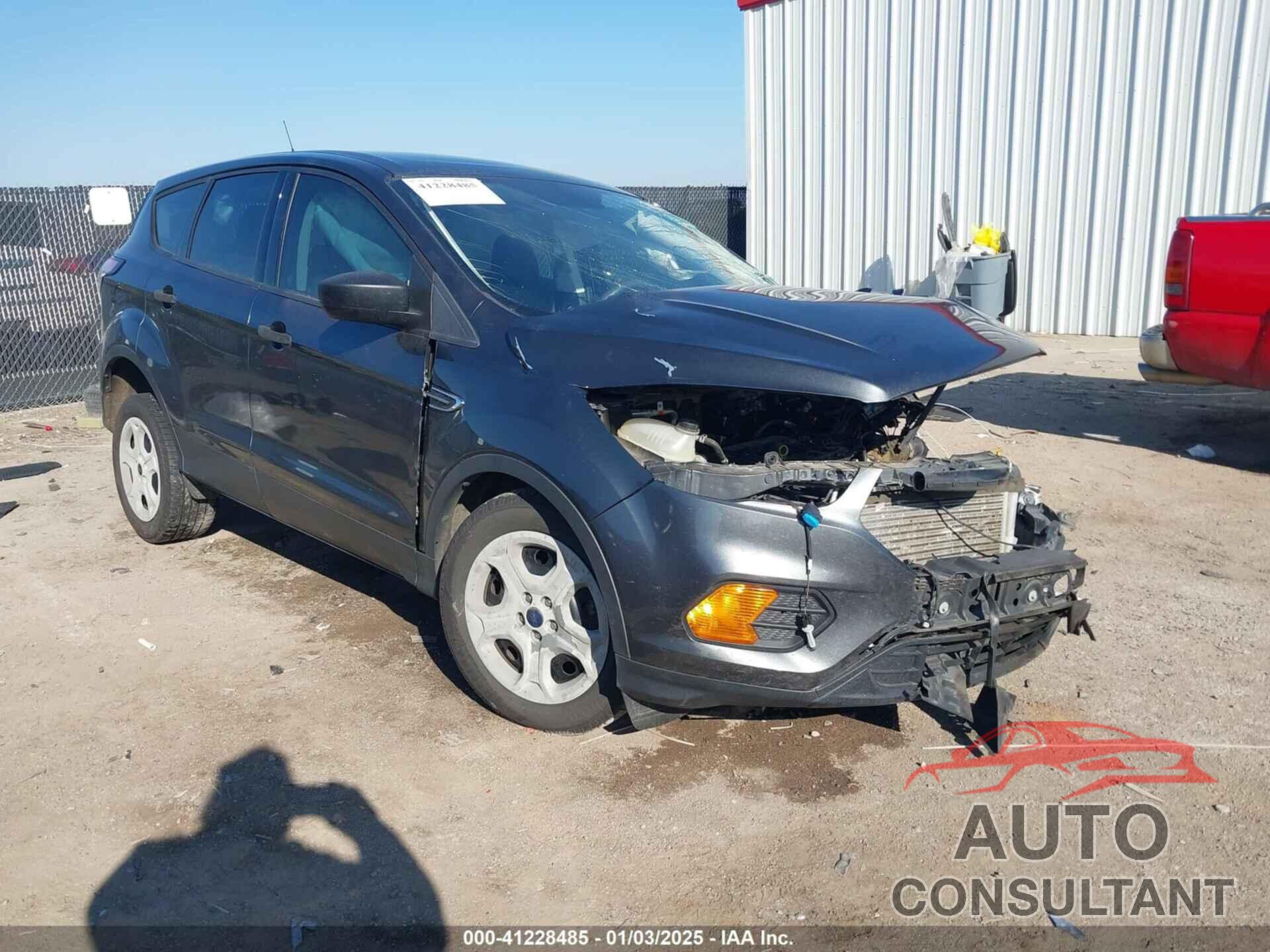 FORD ESCAPE 2017 - 1FMCU0F73HUE35245
