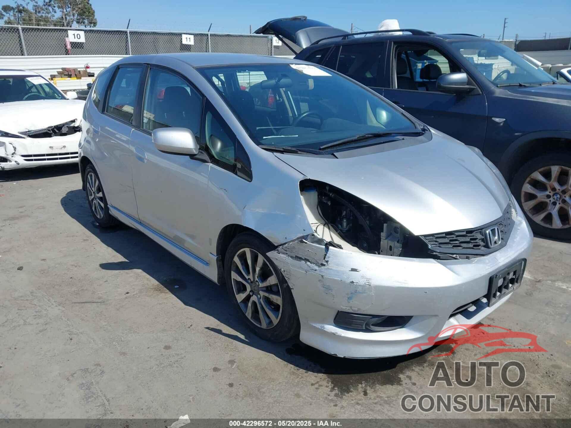 HONDA FIT 2012 - JHMGE8H56CS007198