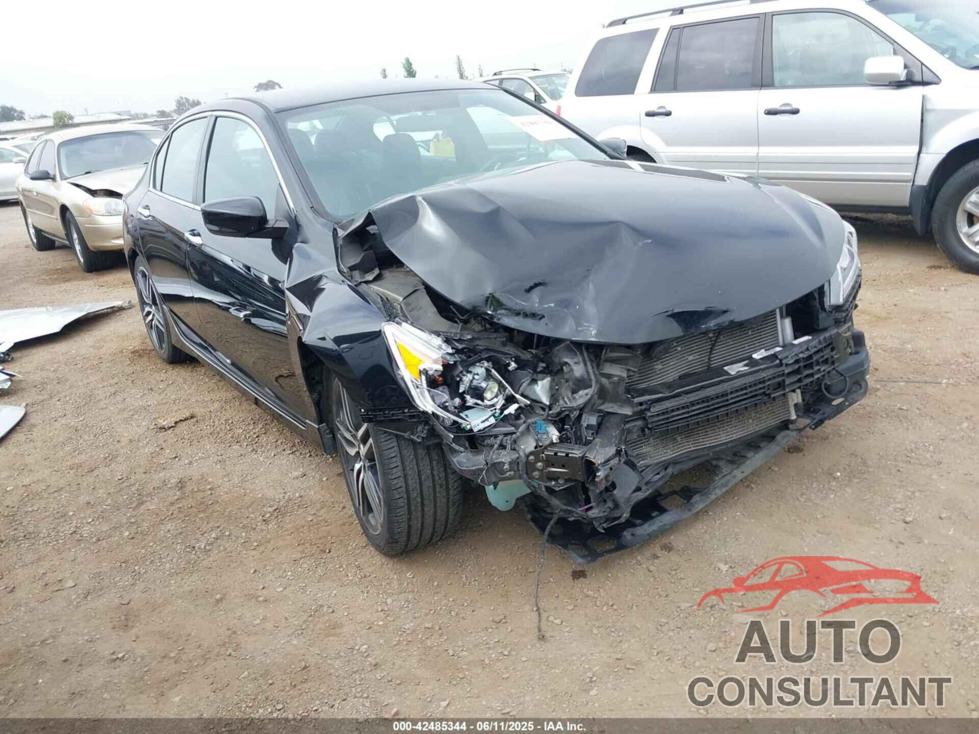 HONDA ACCORD 2017 - 1HGCR2F58HA055448