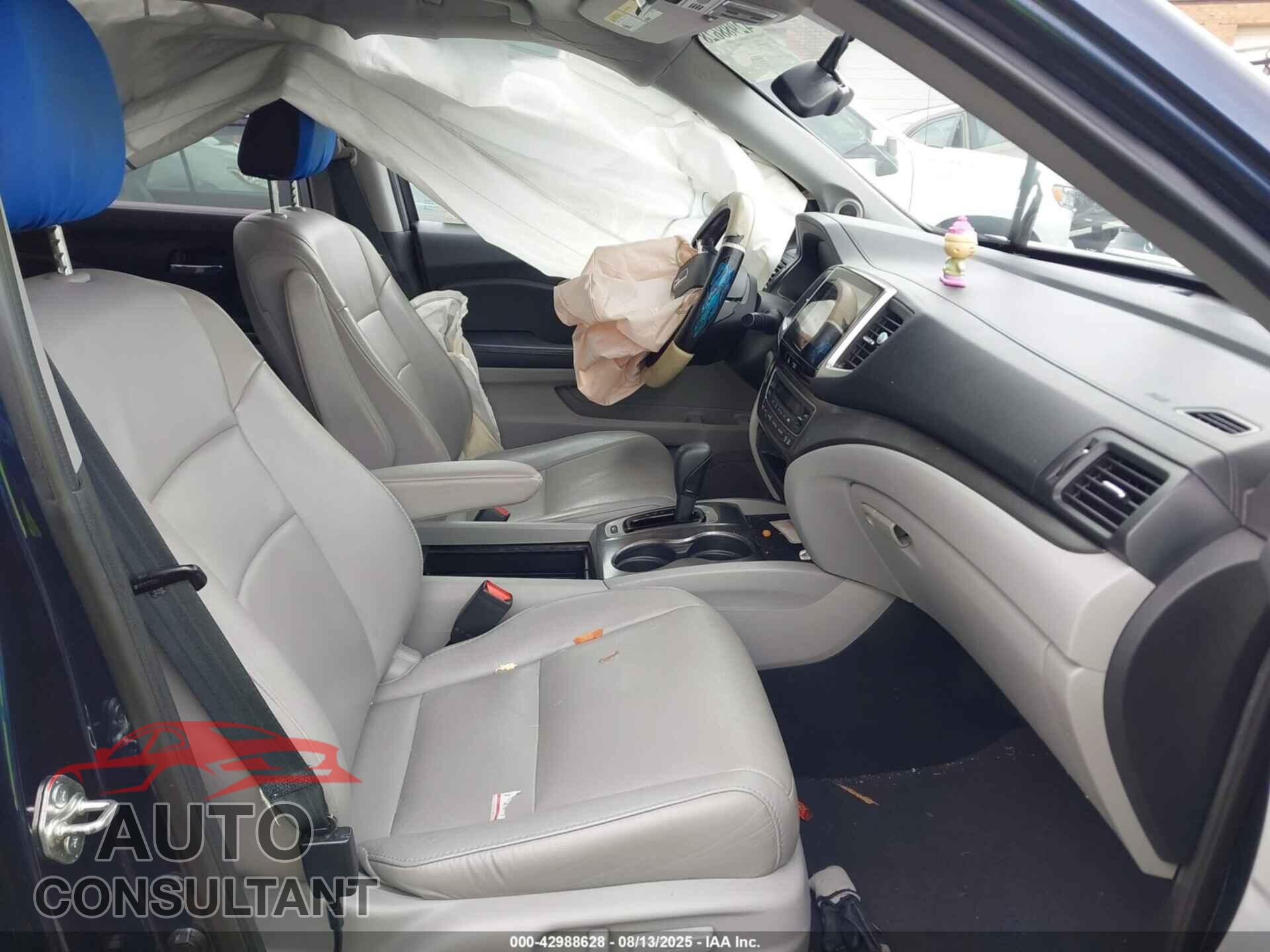 HONDA PILOT 2017 - 5FNYF6H54HB096412