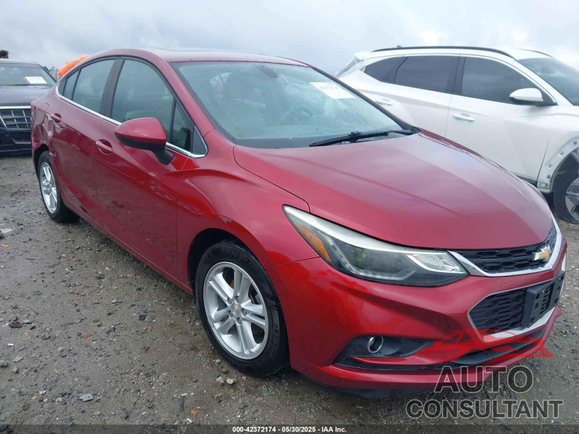 CHEVROLET CRUZE 2018 - 1G1BE5SMXJ7184646