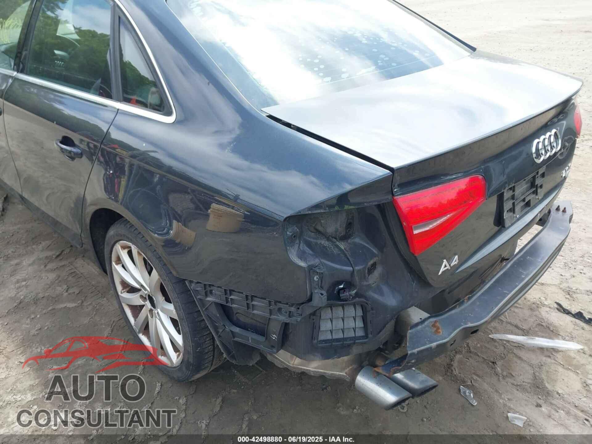 AUDI A4 2013 - WAUFFAFL7DN028982