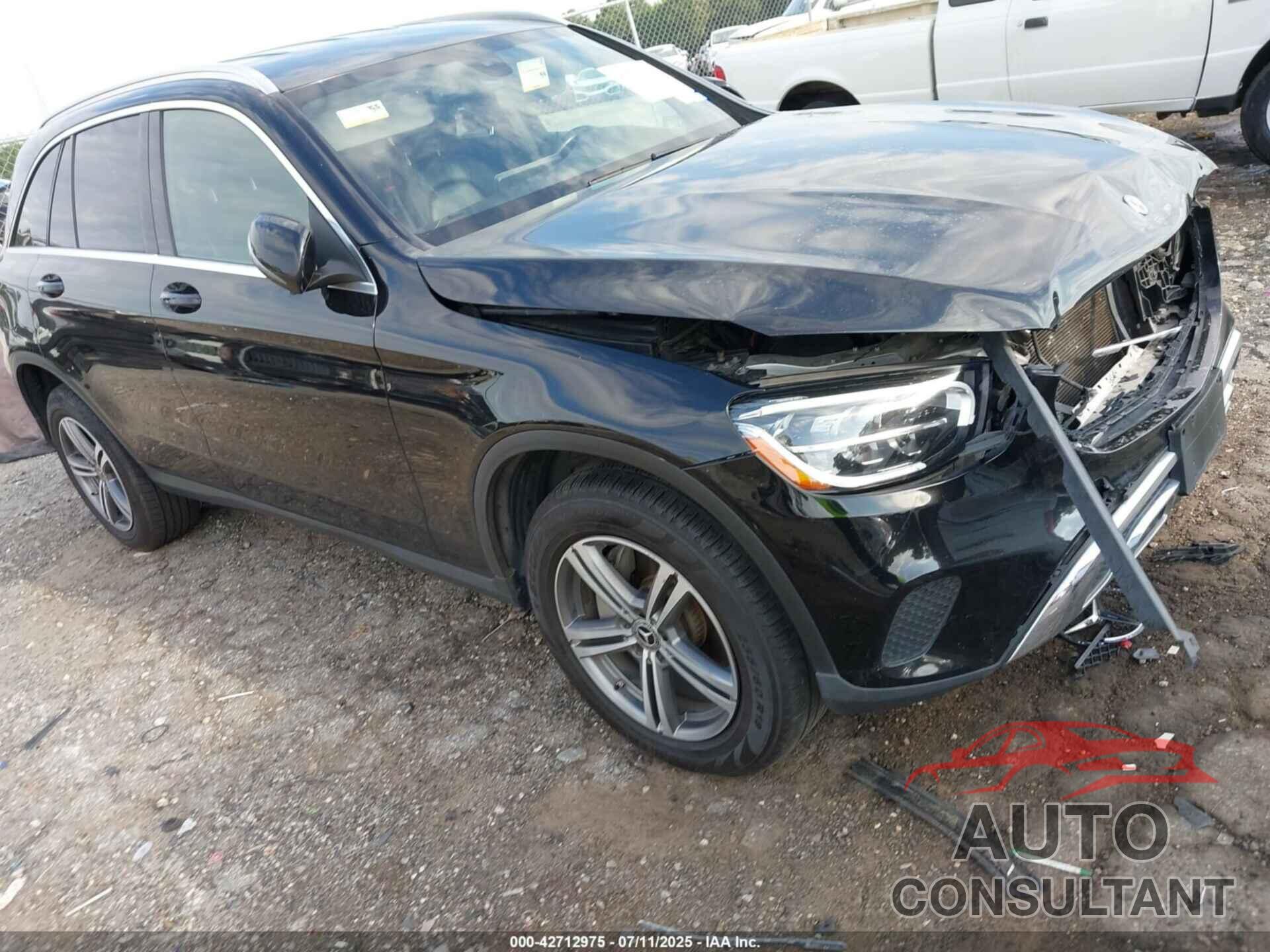 MERCEDES-BENZ GLC 300 2020 - WDC0G8DB1LF714124