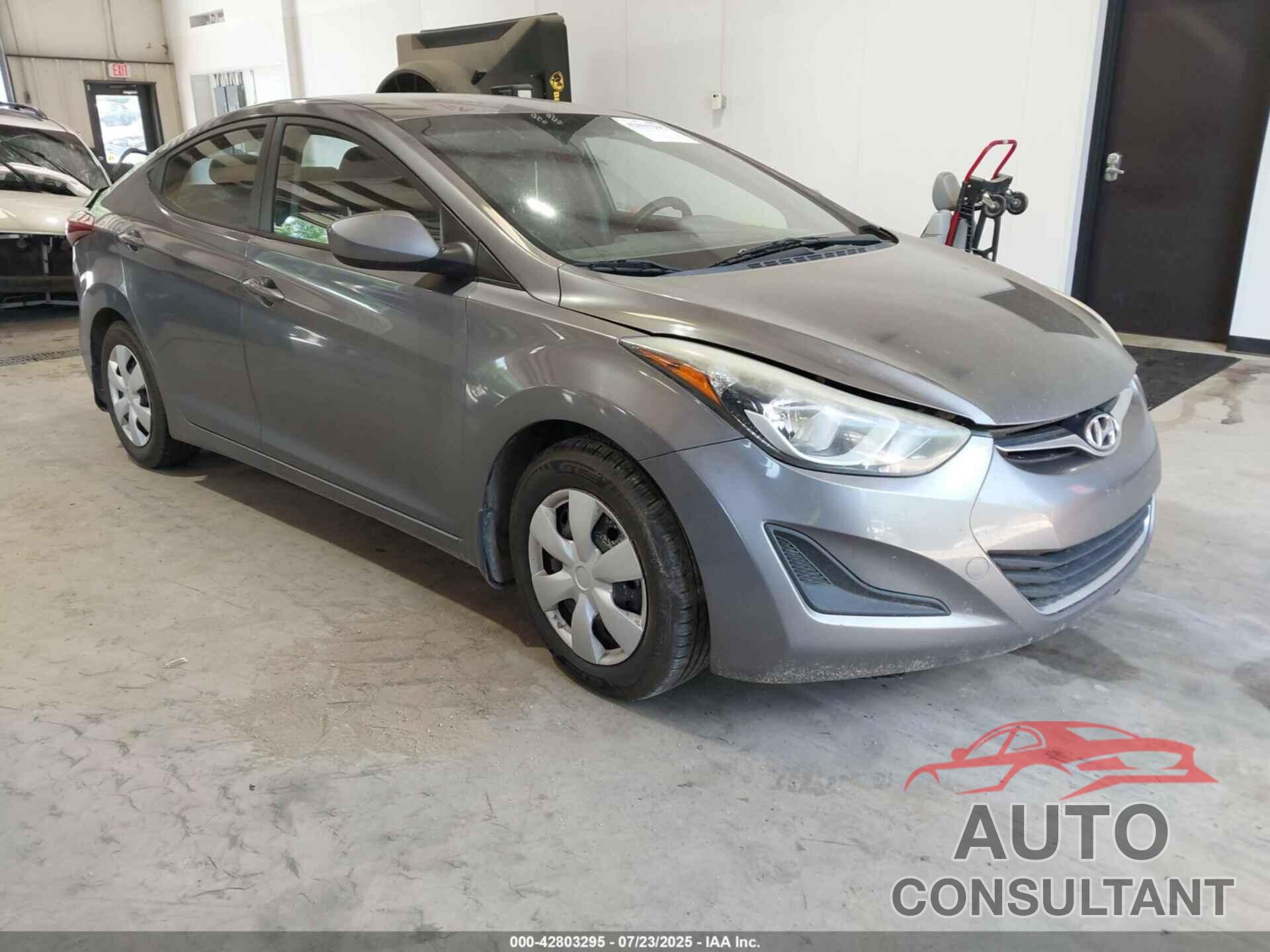 HYUNDAI ELANTRA 2016 - KMHDH4AE3GU647017