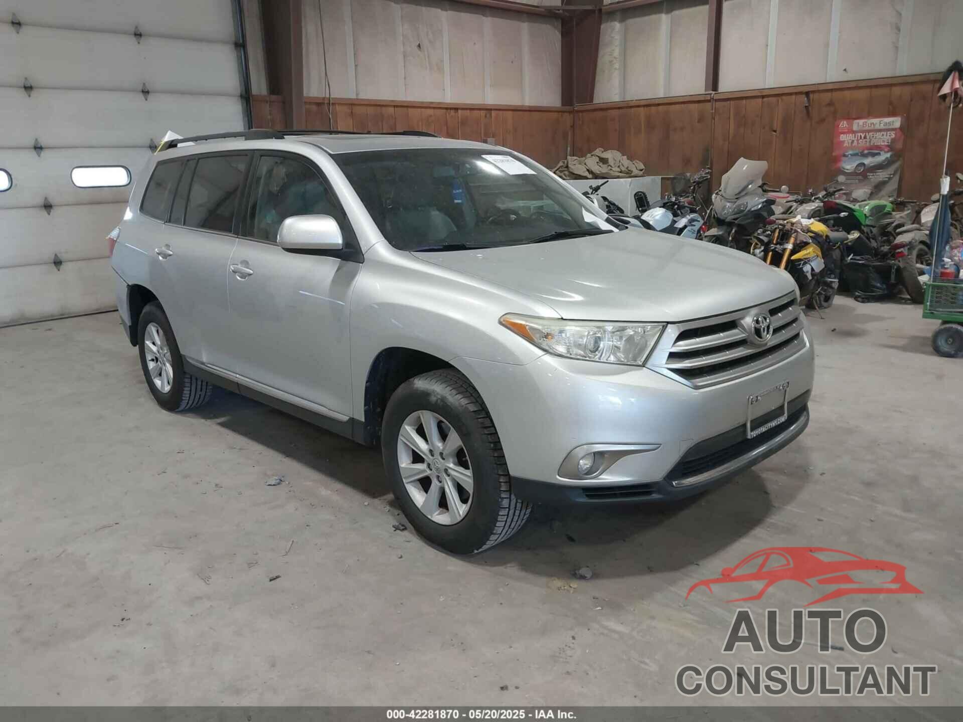 TOYOTA HIGHLANDER 2013 - 5TDBK3EHXDS199757