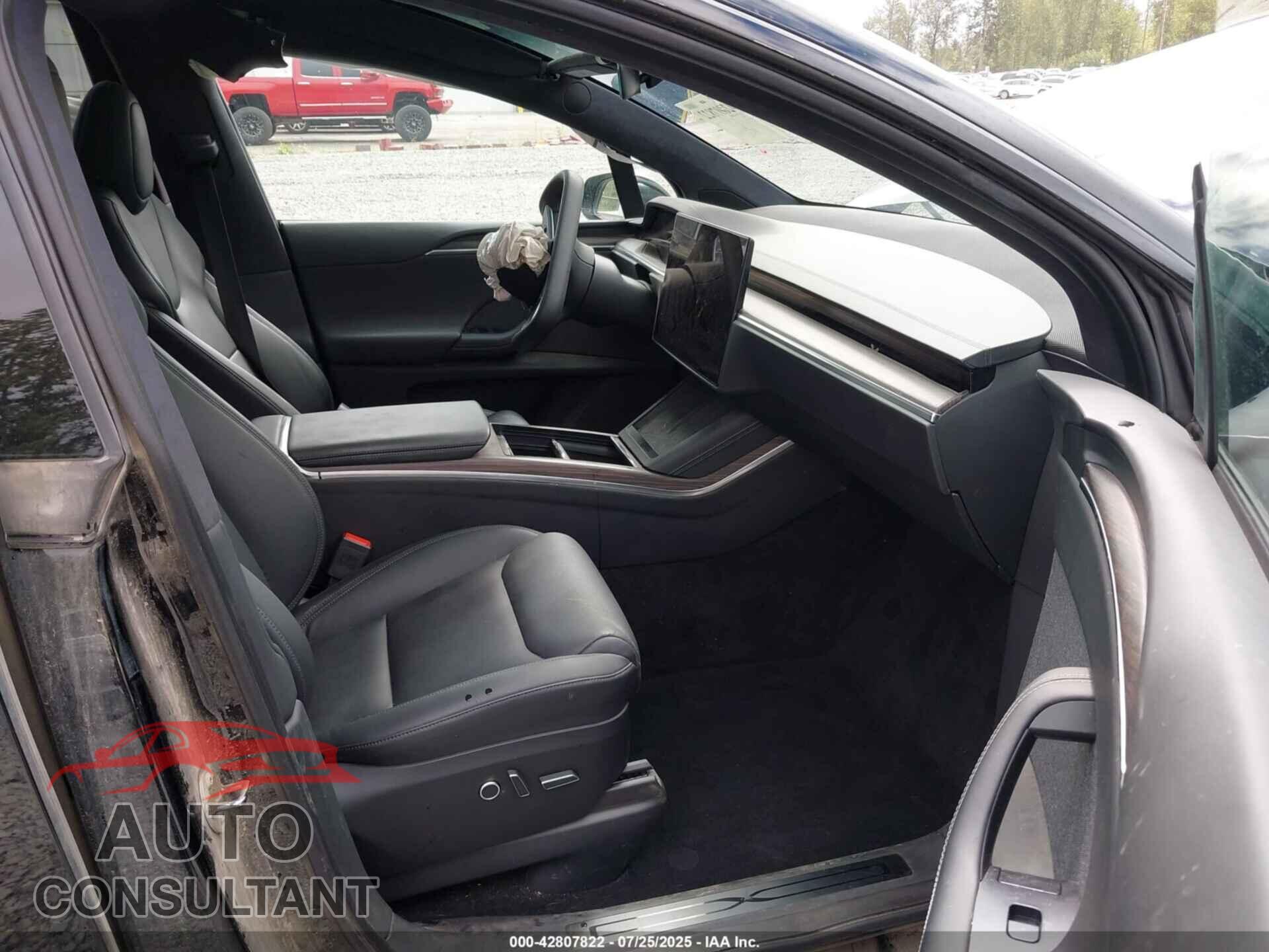 TESLA MODEL X 2022 - 7SAXCDE56NF337026