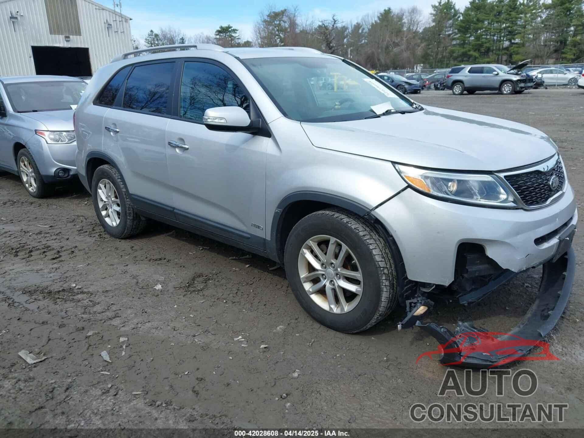 KIA SORENTO 2014 - 5XYKTCA69EG529825